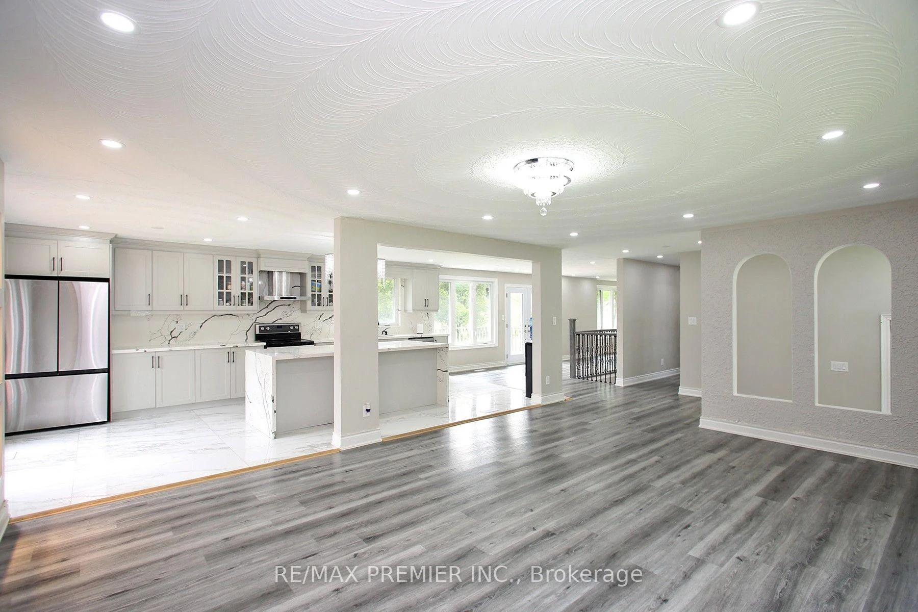 Photo 11 of 4430 Liberty Street N, Clarington, Rural Clarington — HOMEH