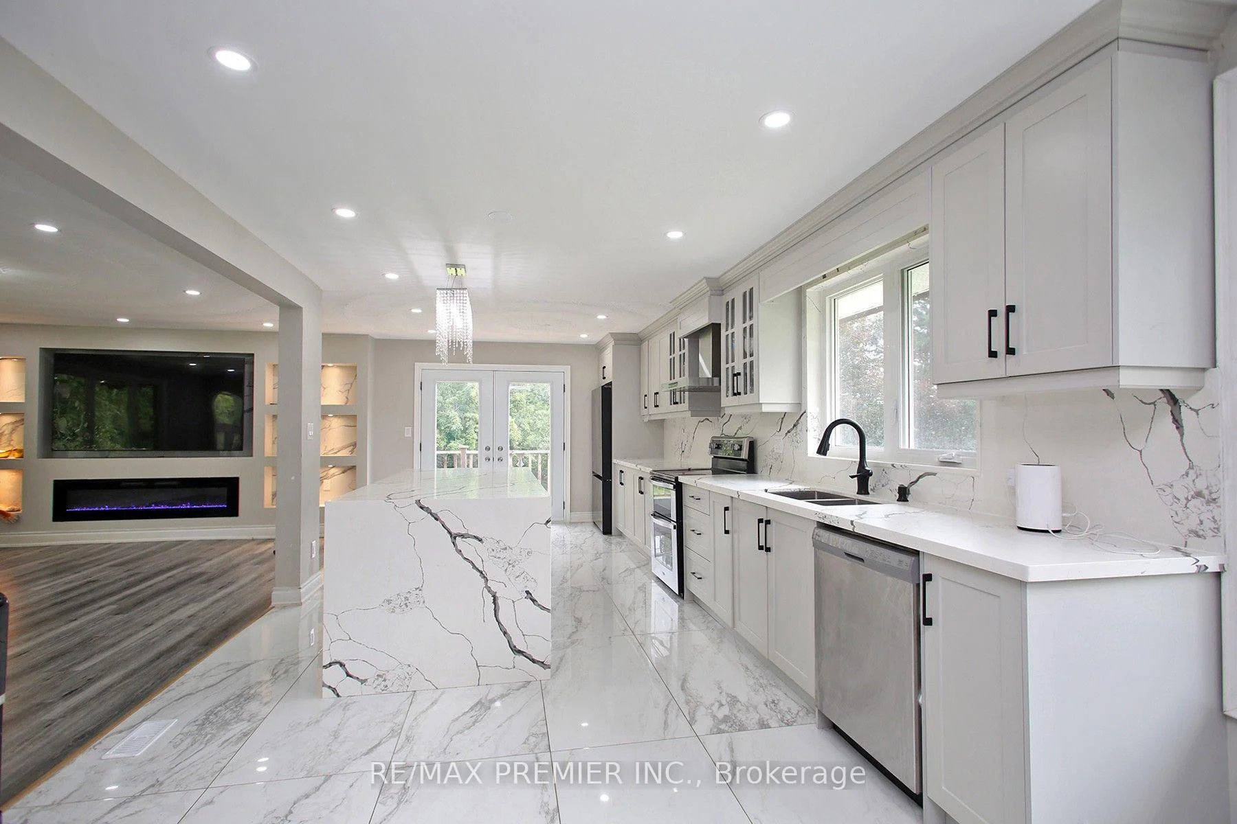 Photo 15 of 4430 Liberty Street N, Clarington, Rural Clarington — HOMEH