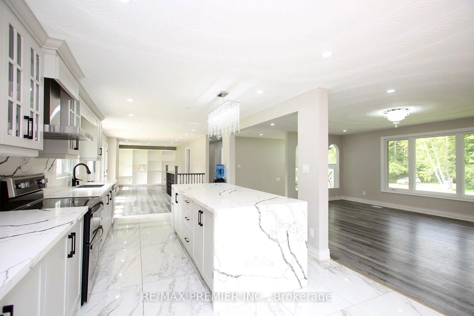 Photo 19 of 4430 Liberty Street N, Clarington, Rural Clarington — HOMEH