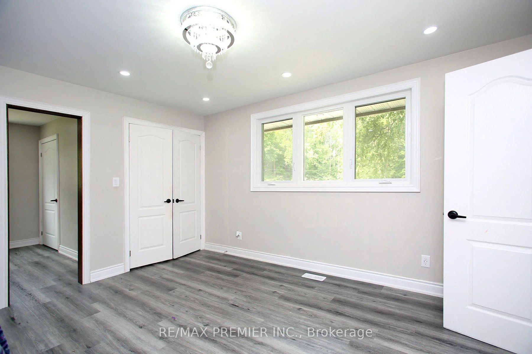 Photo 26 of 4430 Liberty Street N, Clarington, Rural Clarington — HOMEH