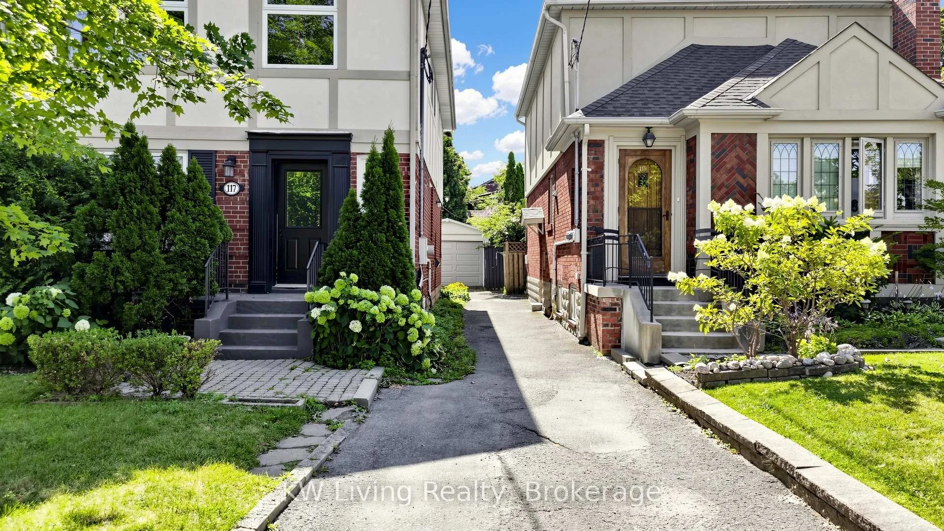 Photo 4 of 117 Sutherland Drive, Toronto, Leaside — HOMEH