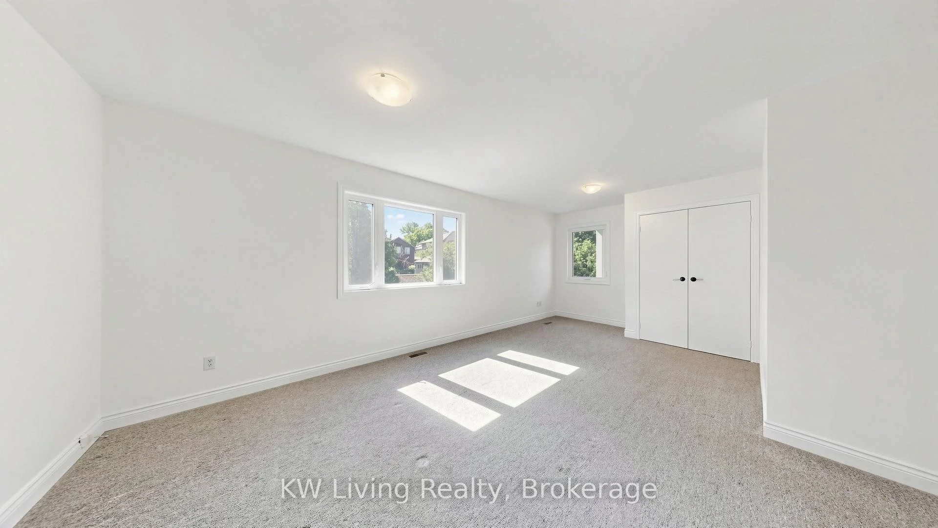 Photo 19 of 117 Sutherland Drive, Toronto, Leaside — HOMEH