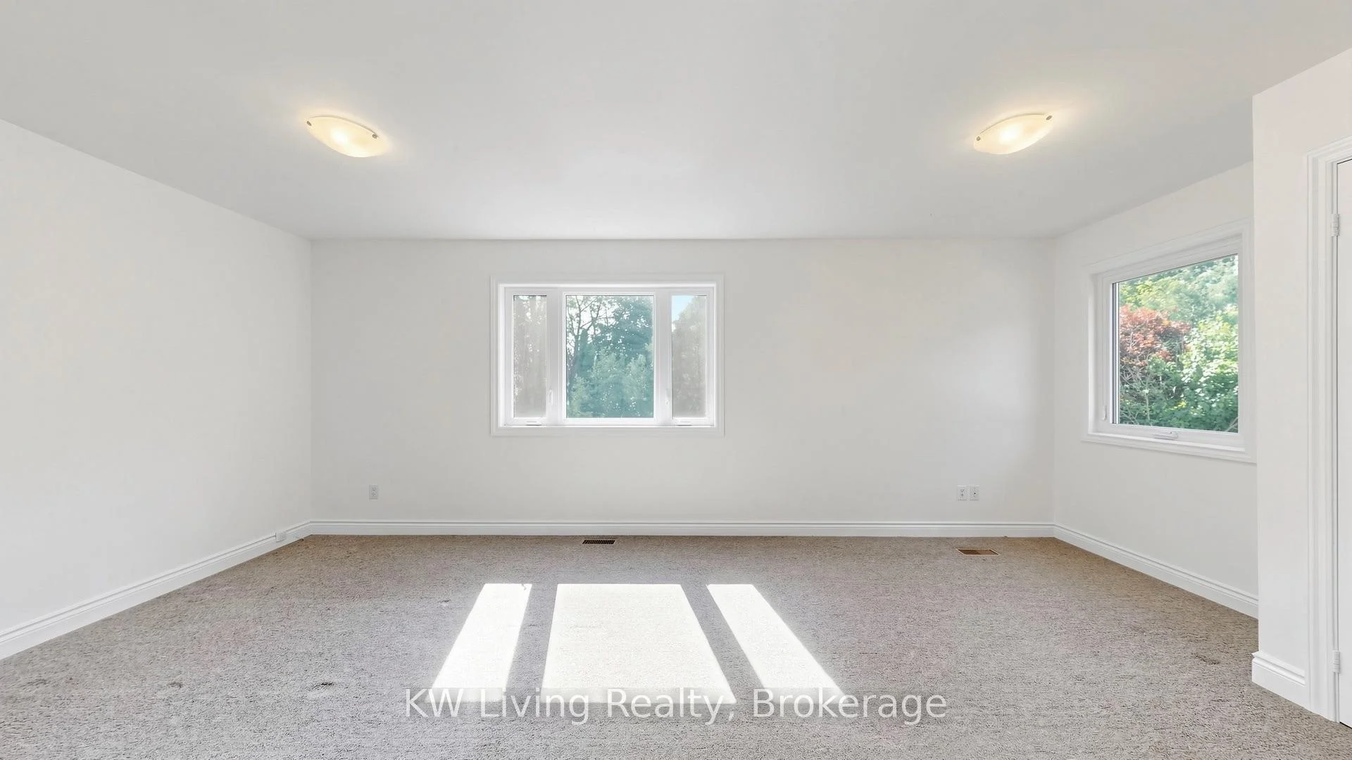 Photo 20 of 117 Sutherland Drive, Toronto, Leaside — HOMEH
