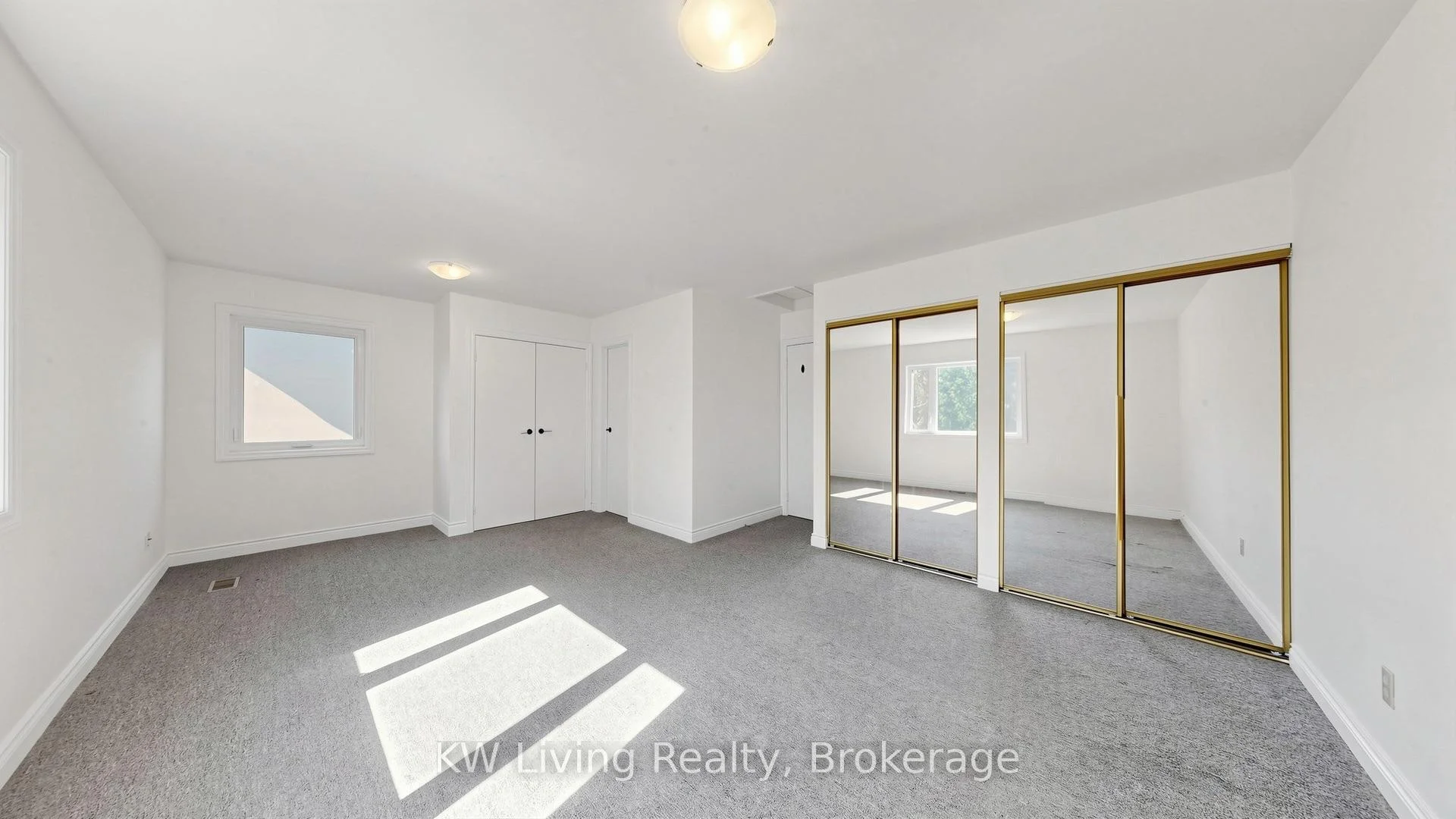Photo 23 of 117 Sutherland Drive, Toronto, Leaside — HOMEH