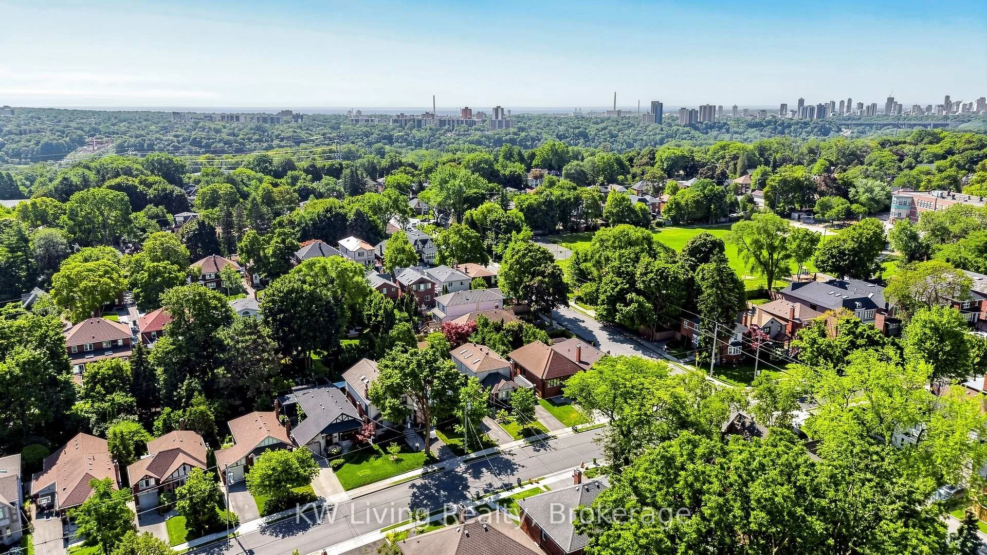 Photo 48 of 117 Sutherland Drive, Toronto, Leaside — HOMEH