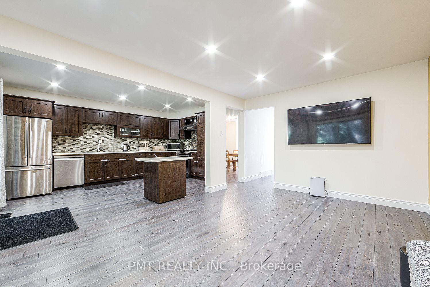 Photo 12 of 63 Wilsonview Avenue, Guelph, Dovercliffe Park/Old University — HOMEH