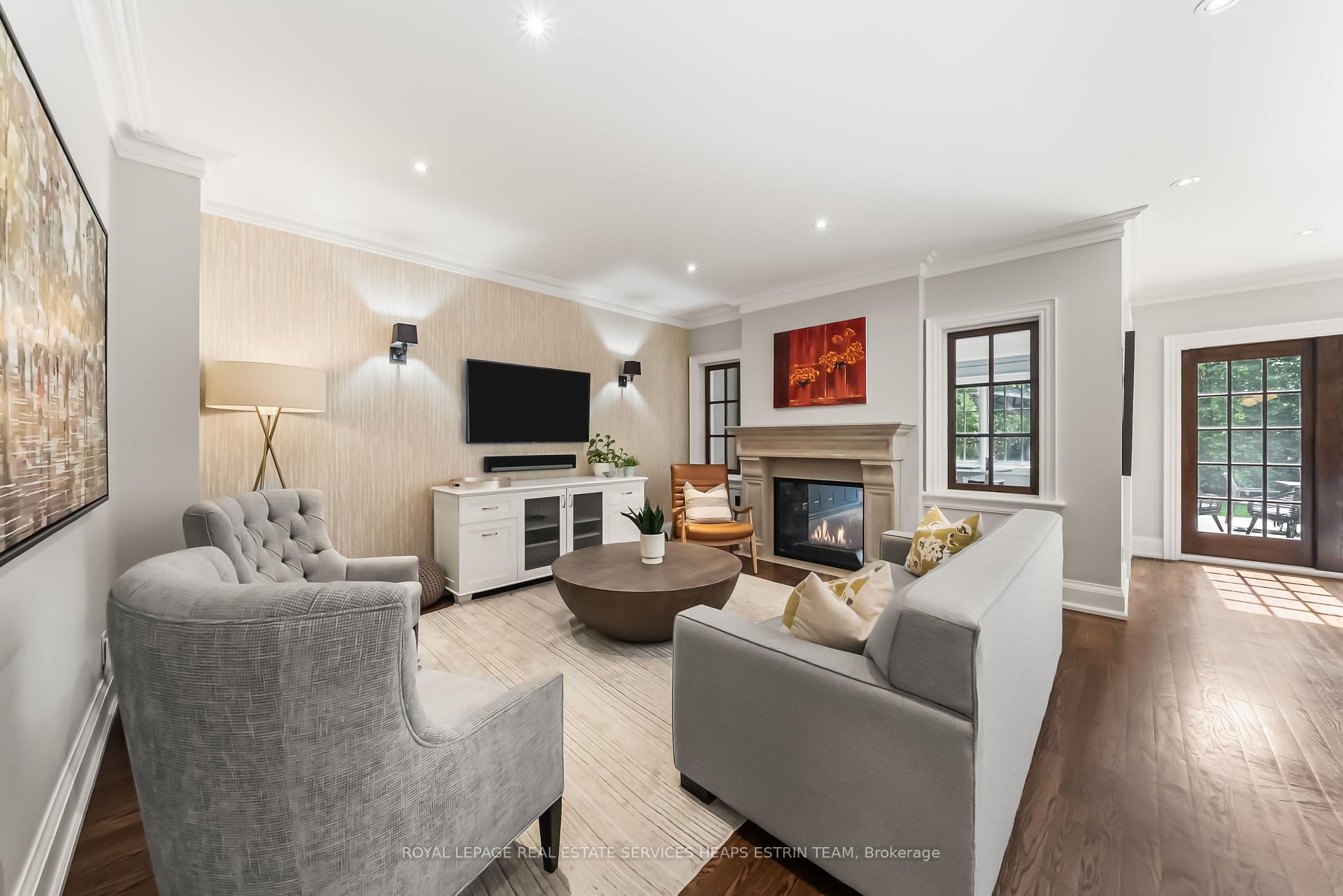 Photo 14 of 151 Sutherland Drive, Toronto, Leaside — HOMEH