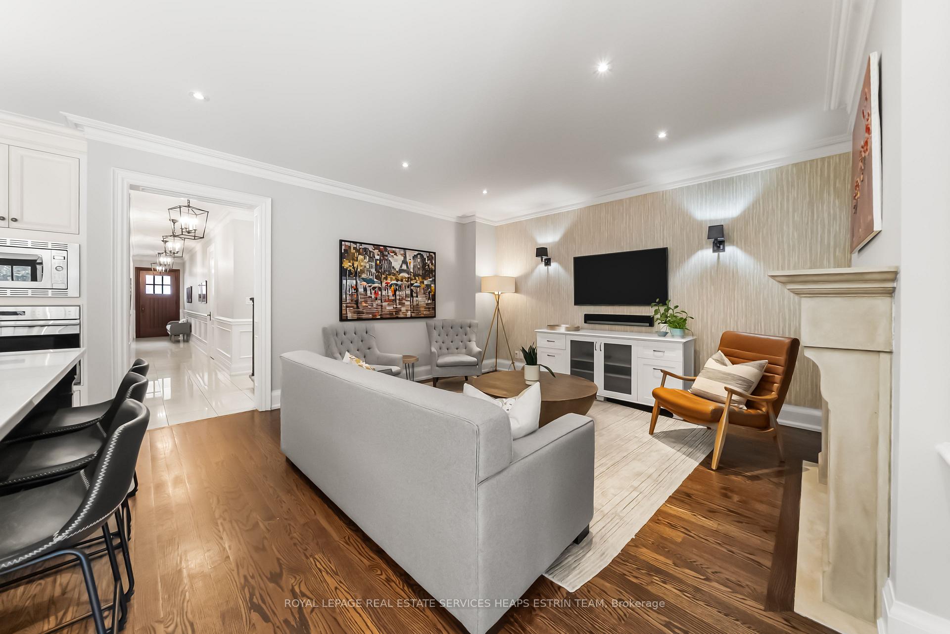 Photo 19 of 151 Sutherland Drive, Toronto, Leaside — HOMEH