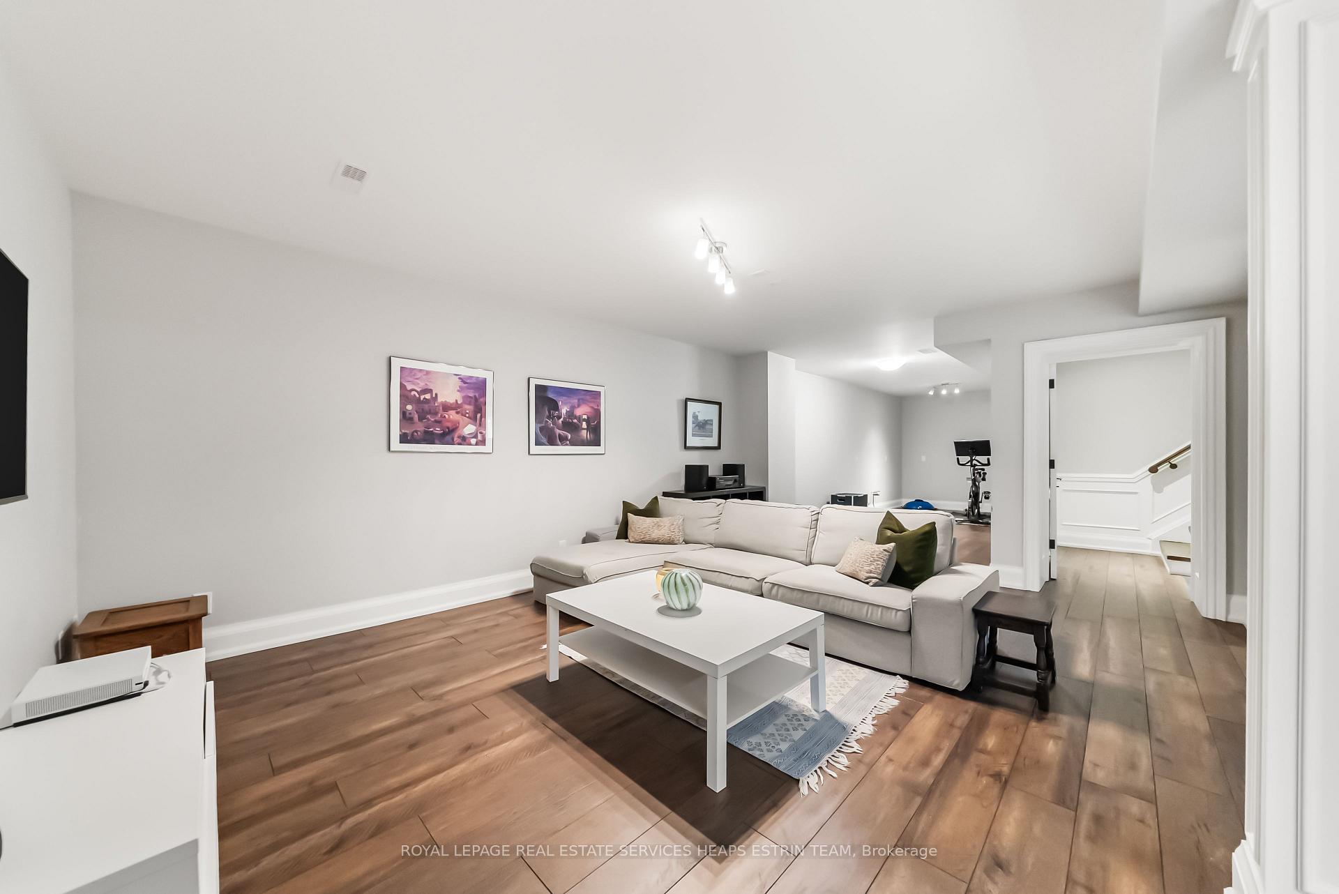 Photo 37 of 151 Sutherland Drive, Toronto, Leaside — HOMEH