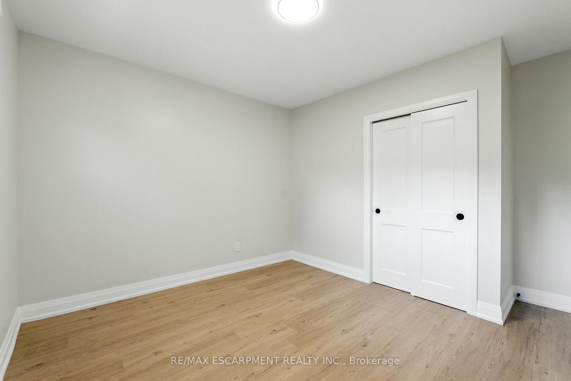 Photo 15 of 929 Upper Ottawa Street, Hamilton, Berrisfield — HOMEH