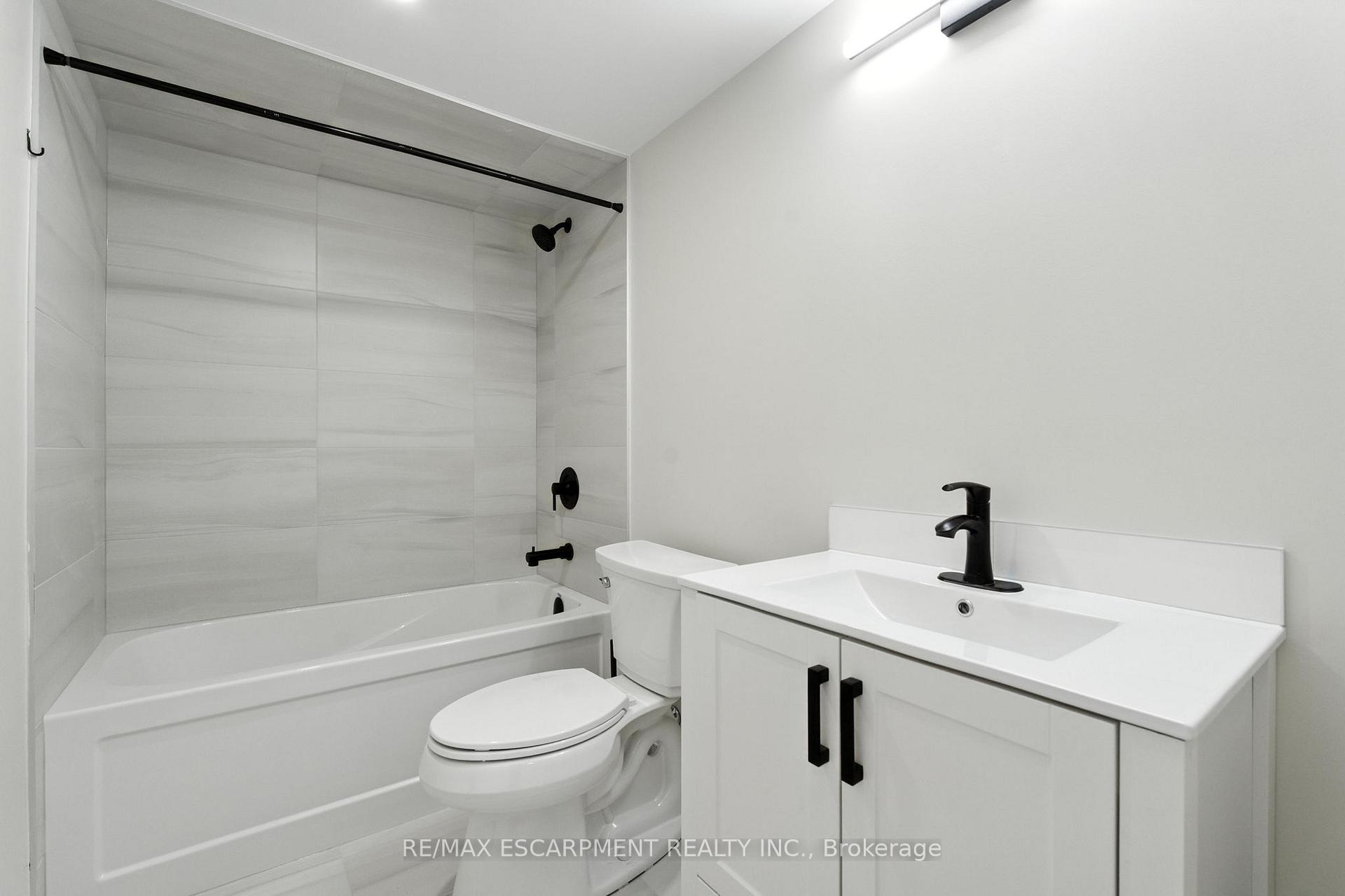 Photo 32 of 929 Upper Ottawa Street, Hamilton, Berrisfield — HOMEH