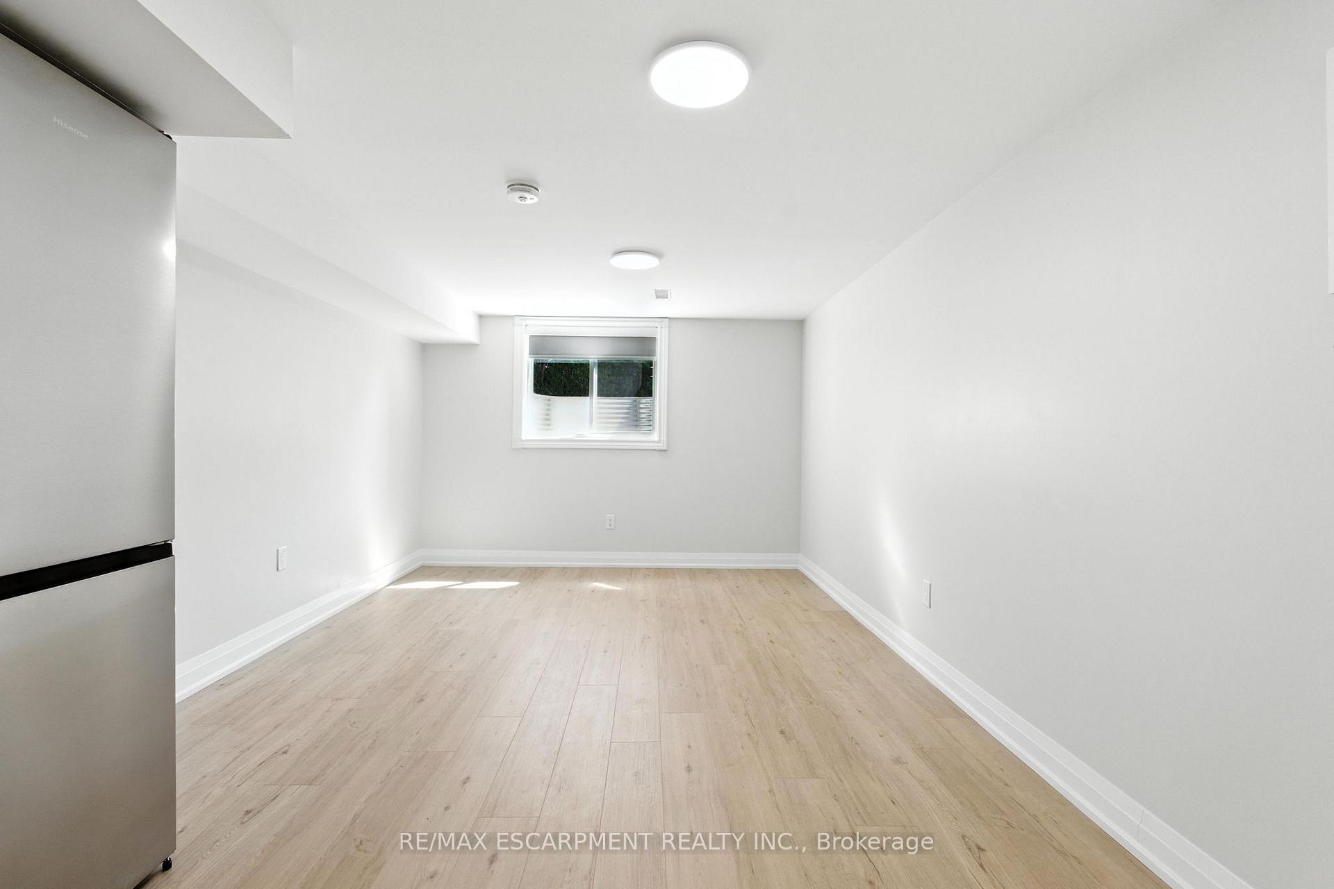 Photo 41 of 929 Upper Ottawa Street, Hamilton, Berrisfield — HOMEH
