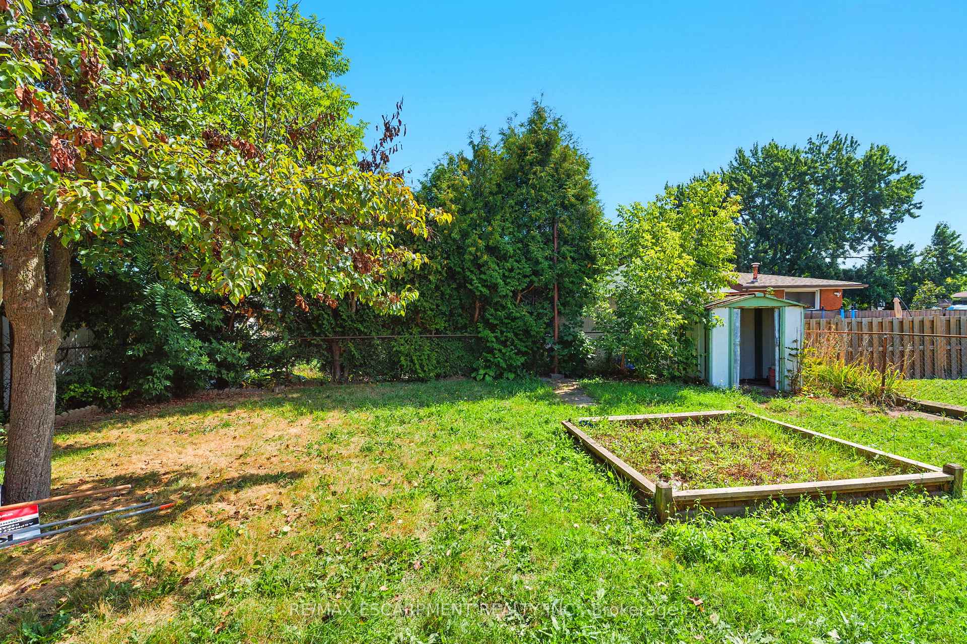 Photo 45 of 929 Upper Ottawa Street, Hamilton, Berrisfield — HOMEH