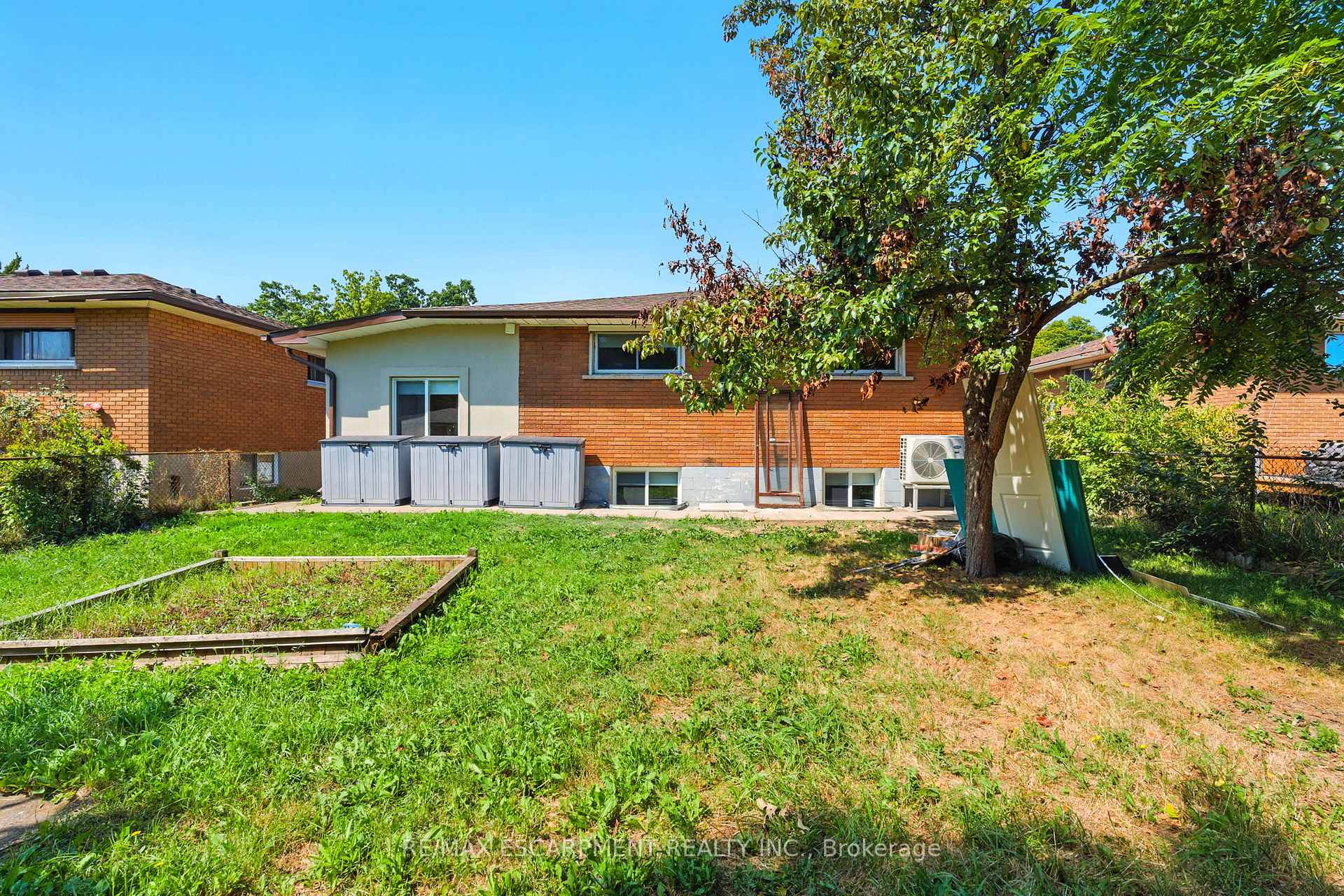 Photo 46 of 929 Upper Ottawa Street, Hamilton, Berrisfield — HOMEH