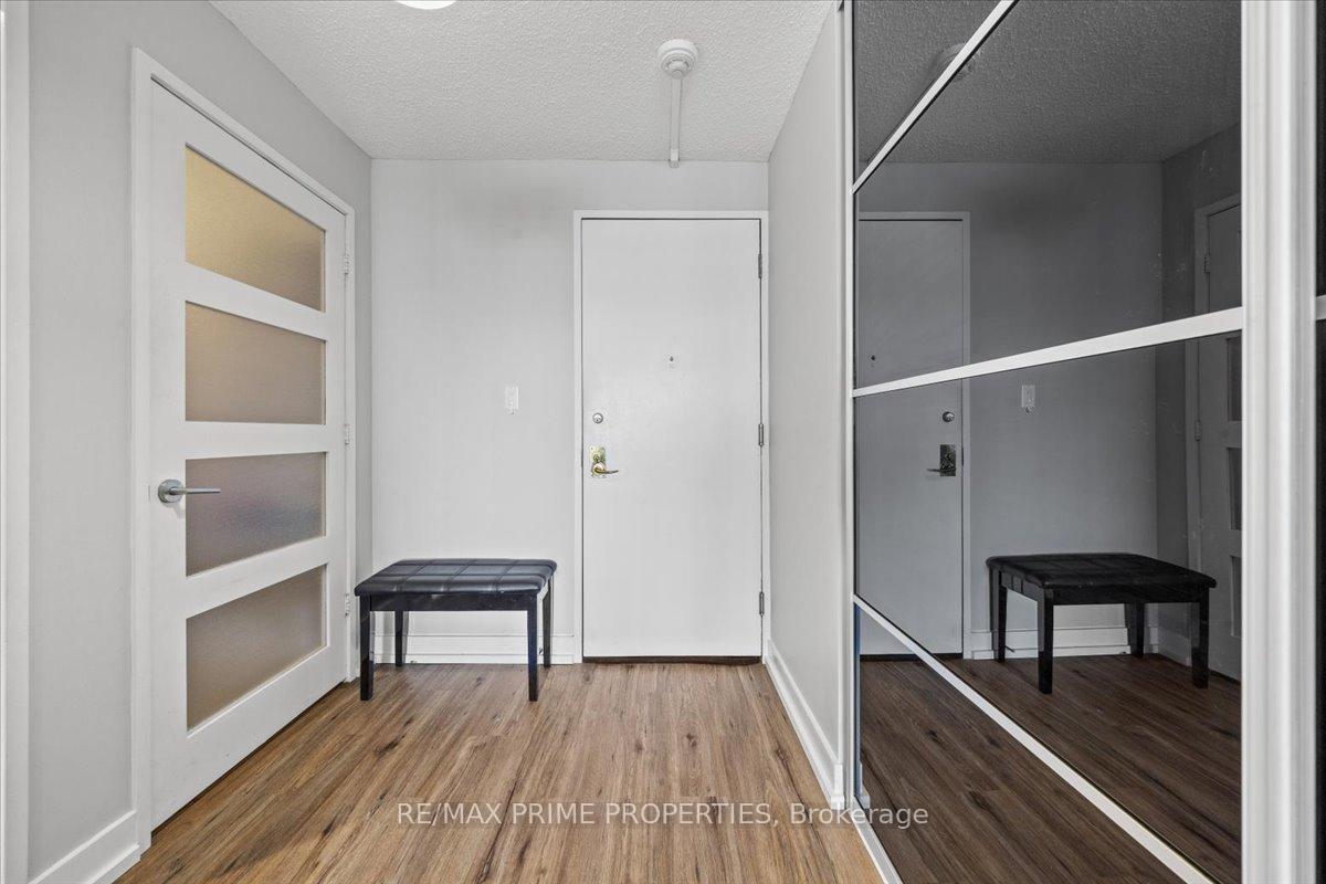 Photo 2 of Unit 804, 505 St Laurent Boulevard, Ottawa, Viscount Alexander Park — HOMEH