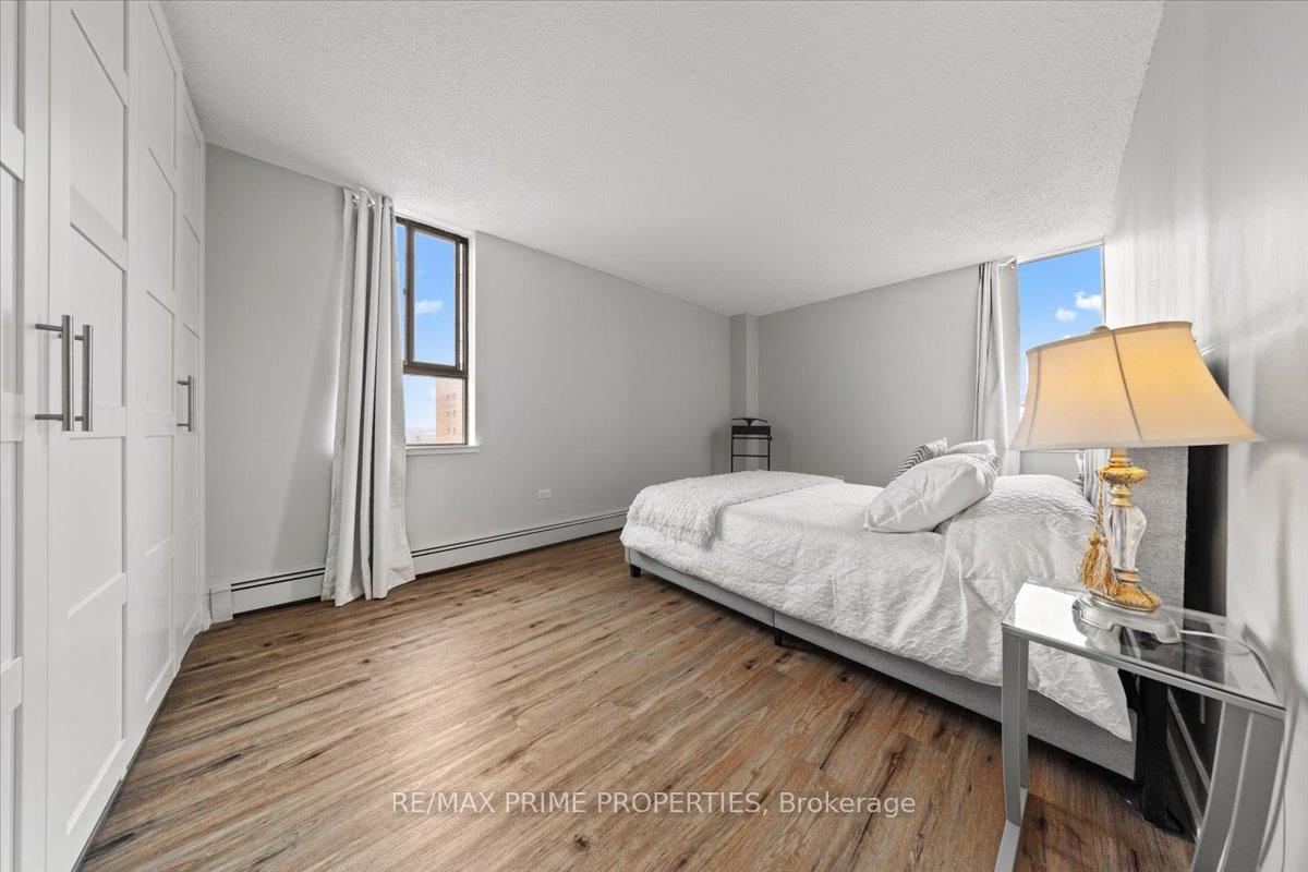 Photo 20 of Unit 804, 505 St Laurent Boulevard, Ottawa, Viscount Alexander Park — HOMEH