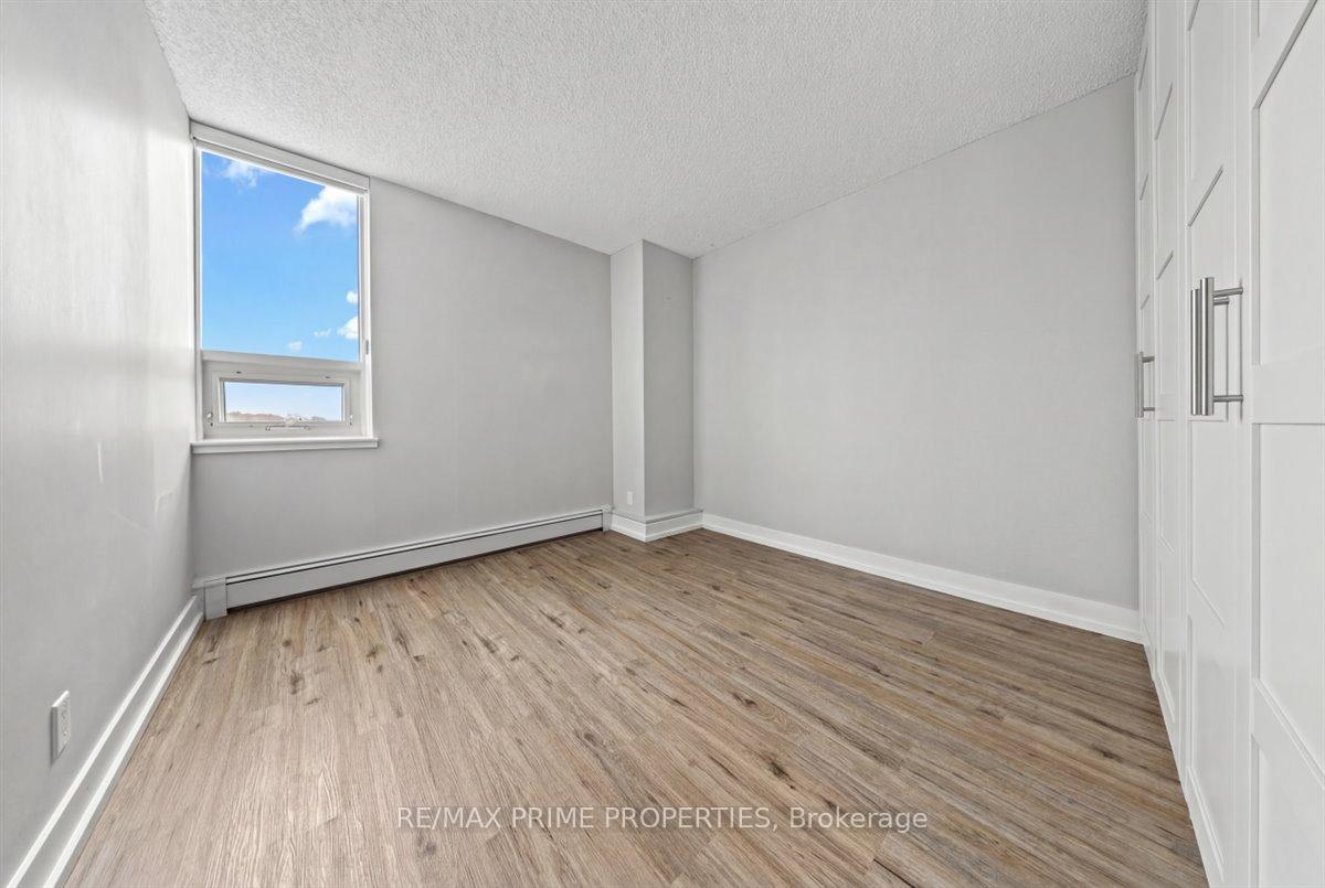 Photo 23 of Unit 804, 505 St Laurent Boulevard, Ottawa, Viscount Alexander Park — HOMEH