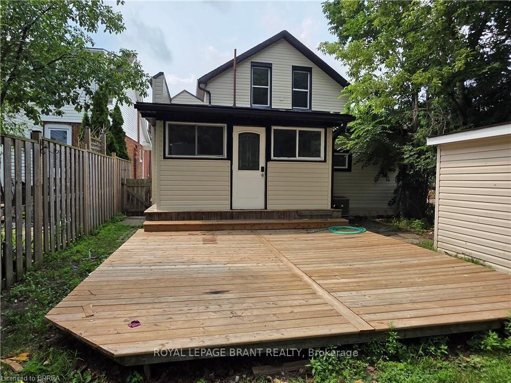 Photo 28 of 109 Sydenham Street, Brantford, North Ward — HOMEH