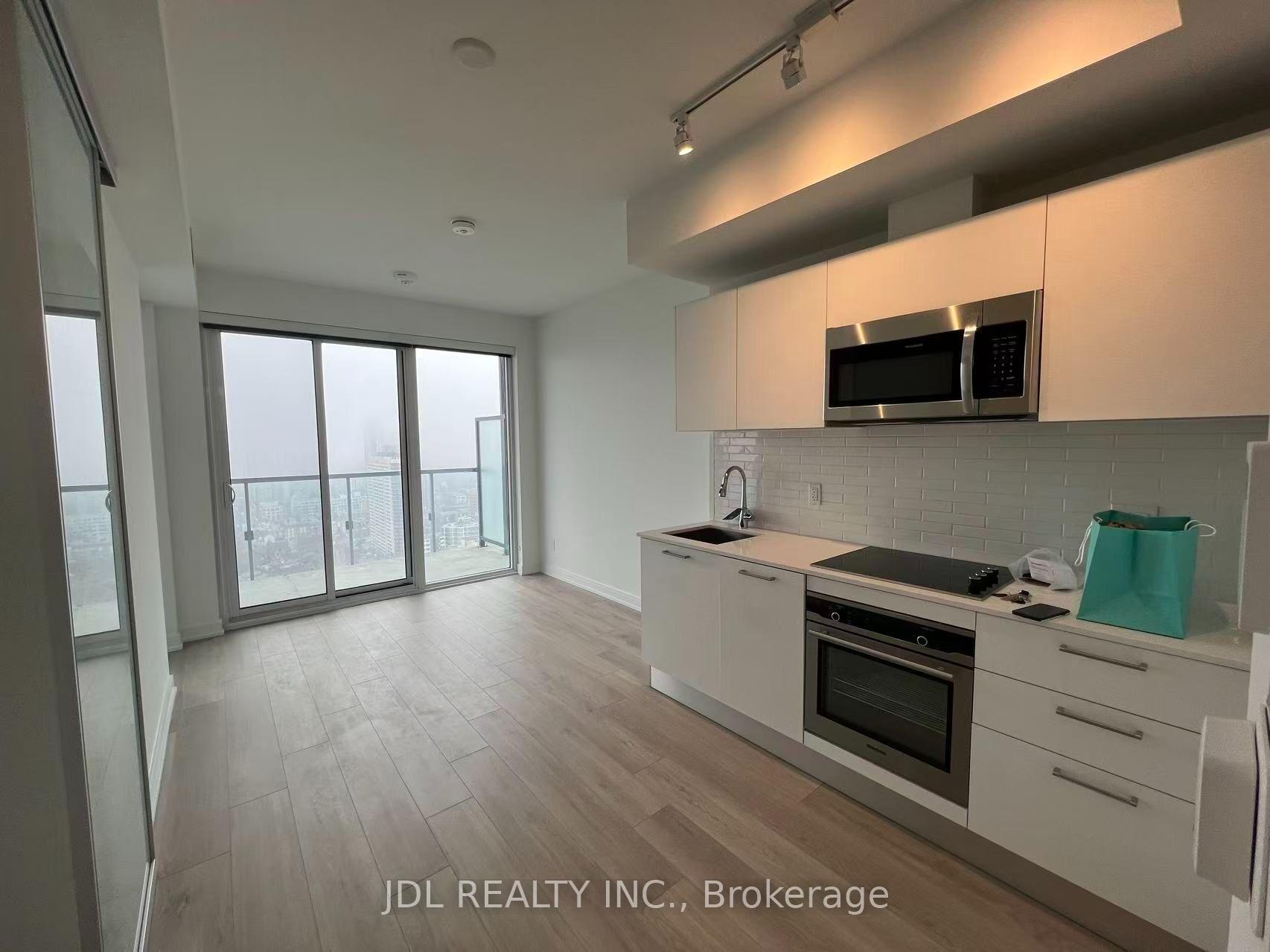 Photo 2 of Unit 3203, 3 Gloucester Street, Toronto, Church-Yonge Corridor — HOMEH