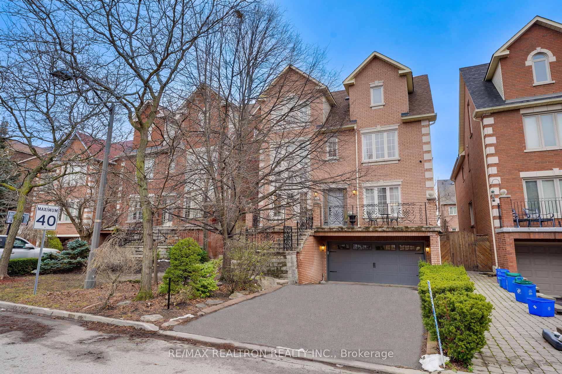 Photo 2 of 117 Theodore Place, Vaughan, Crestwood-Springfarm-Yorkhill — HOMEH