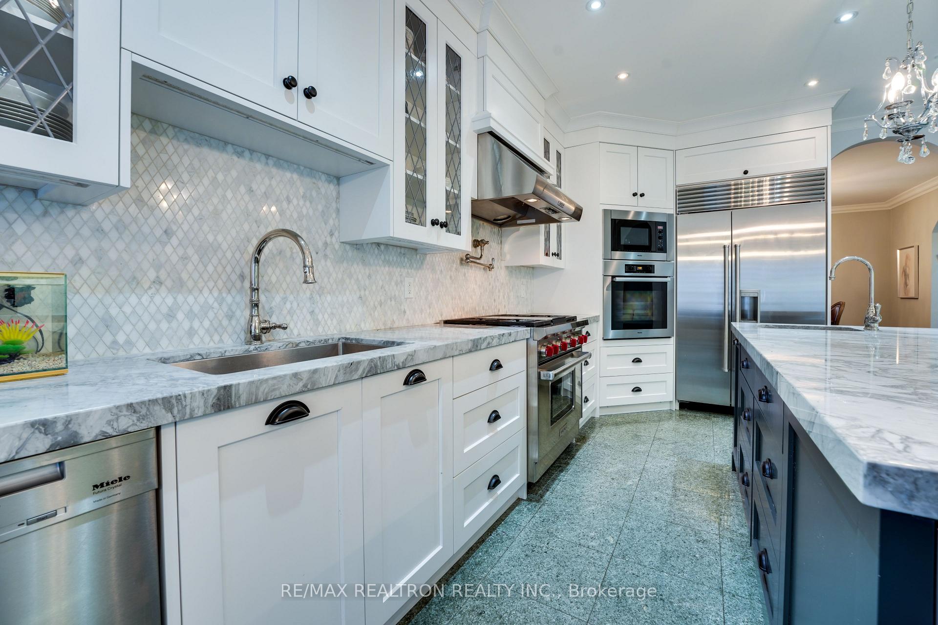 Photo 30 of 117 Theodore Place, Vaughan, Crestwood-Springfarm-Yorkhill — HOMEH