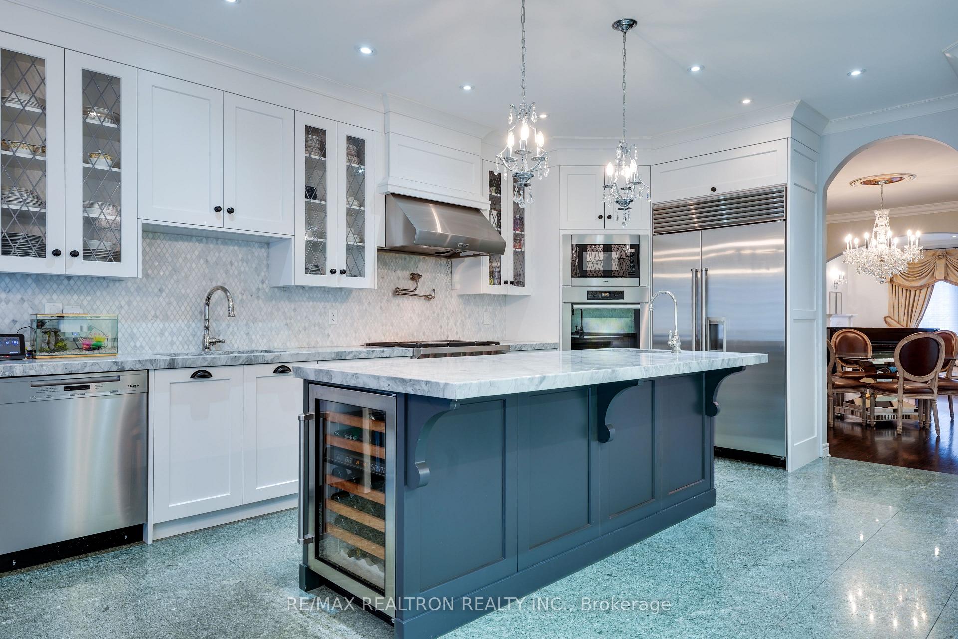 Photo 31 of 117 Theodore Place, Vaughan, Crestwood-Springfarm-Yorkhill — HOMEH