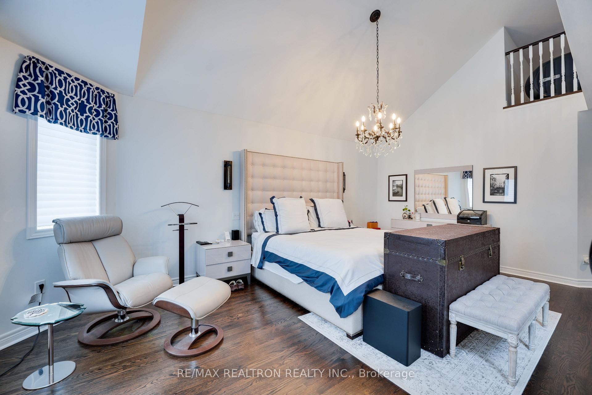 Photo 37 of 117 Theodore Place, Vaughan, Crestwood-Springfarm-Yorkhill — HOMEH
