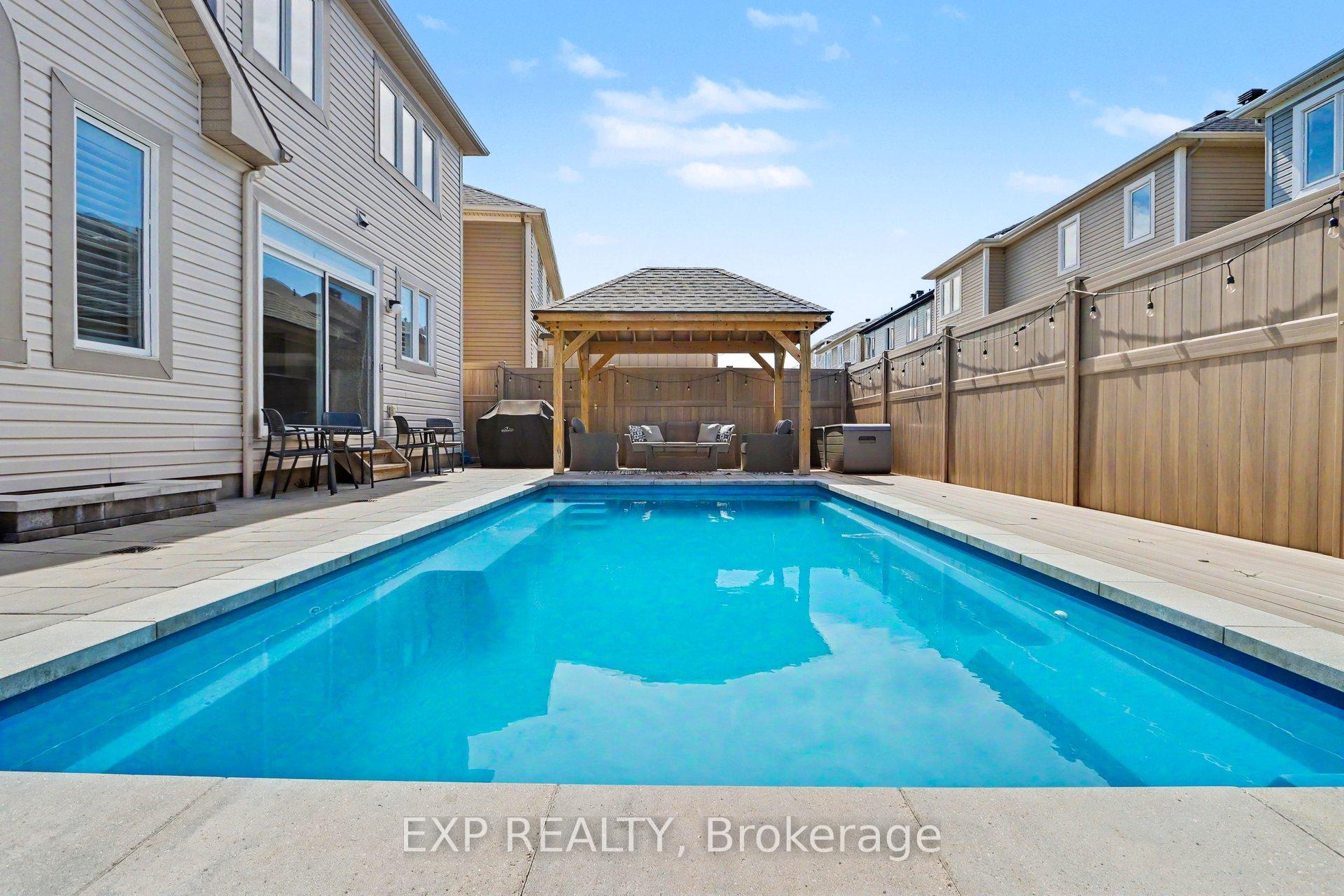 Photo 5 of 73 Bristling Crescent, Ottawa, Barrhaven - Half Moon Bay — HOMEH