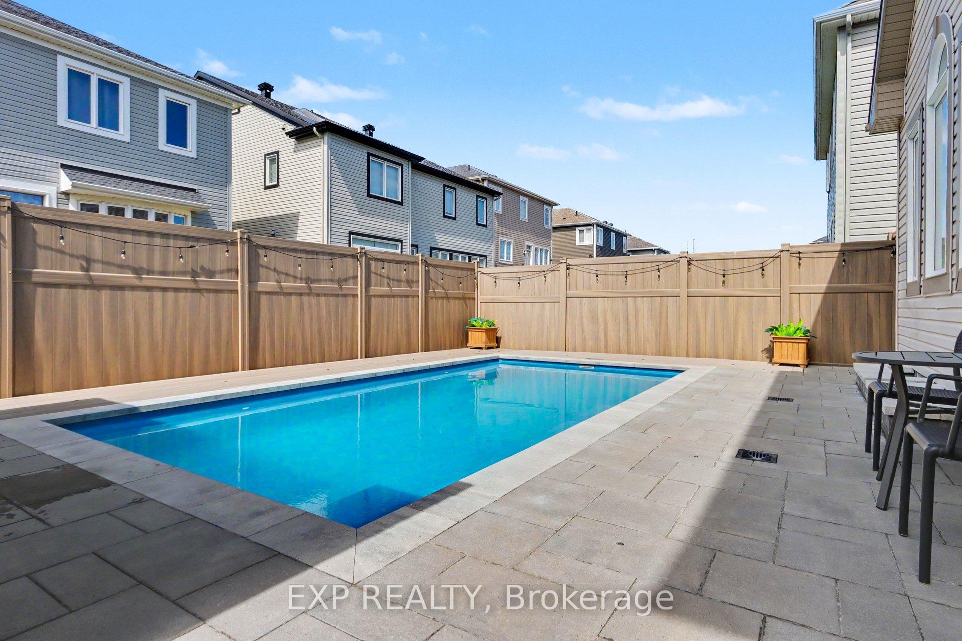 Photo 7 of 73 Bristling Crescent, Ottawa, Barrhaven - Half Moon Bay — HOMEH
