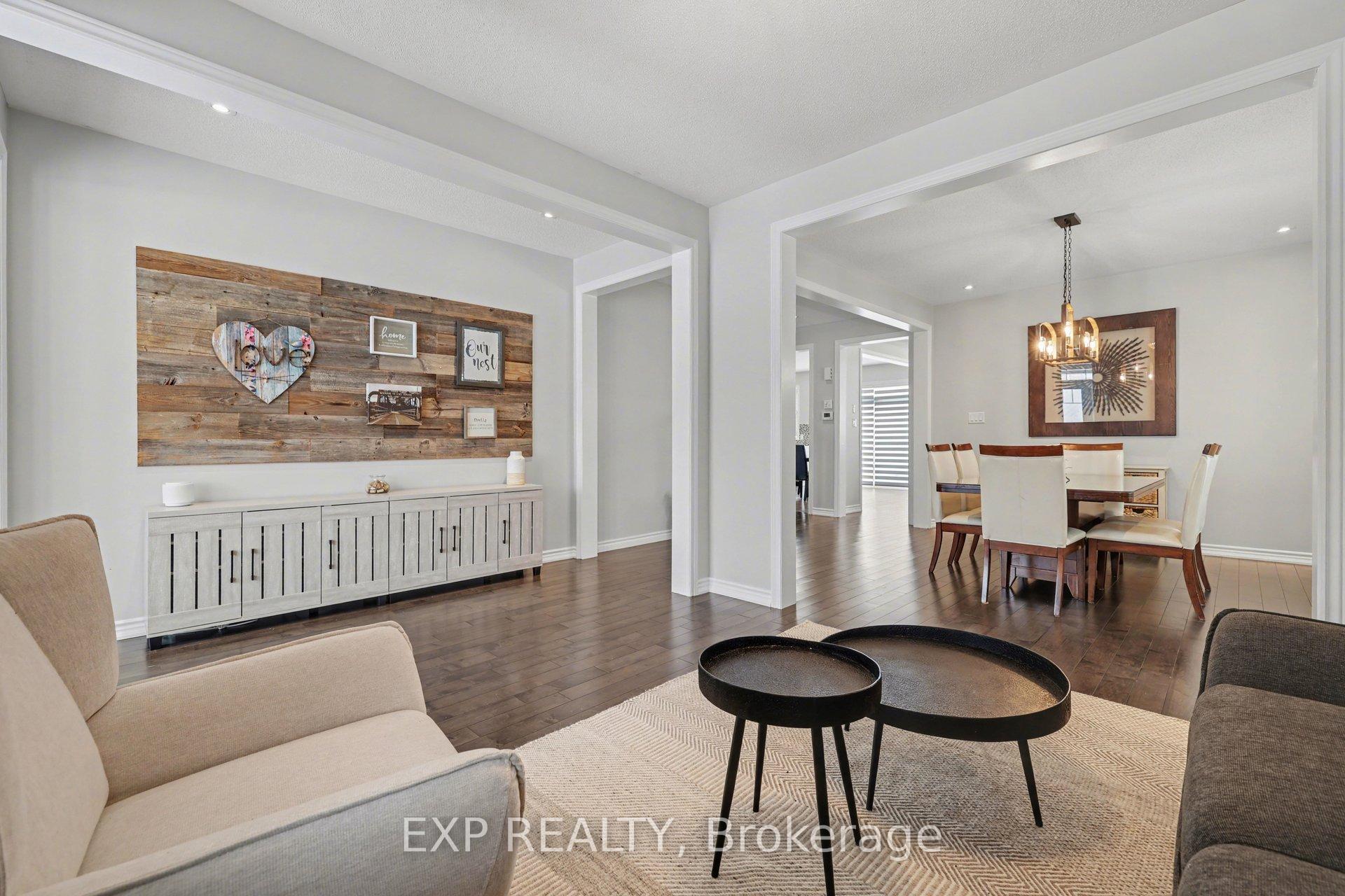 Photo 13 of 73 Bristling Crescent, Ottawa, Barrhaven - Half Moon Bay — HOMEH