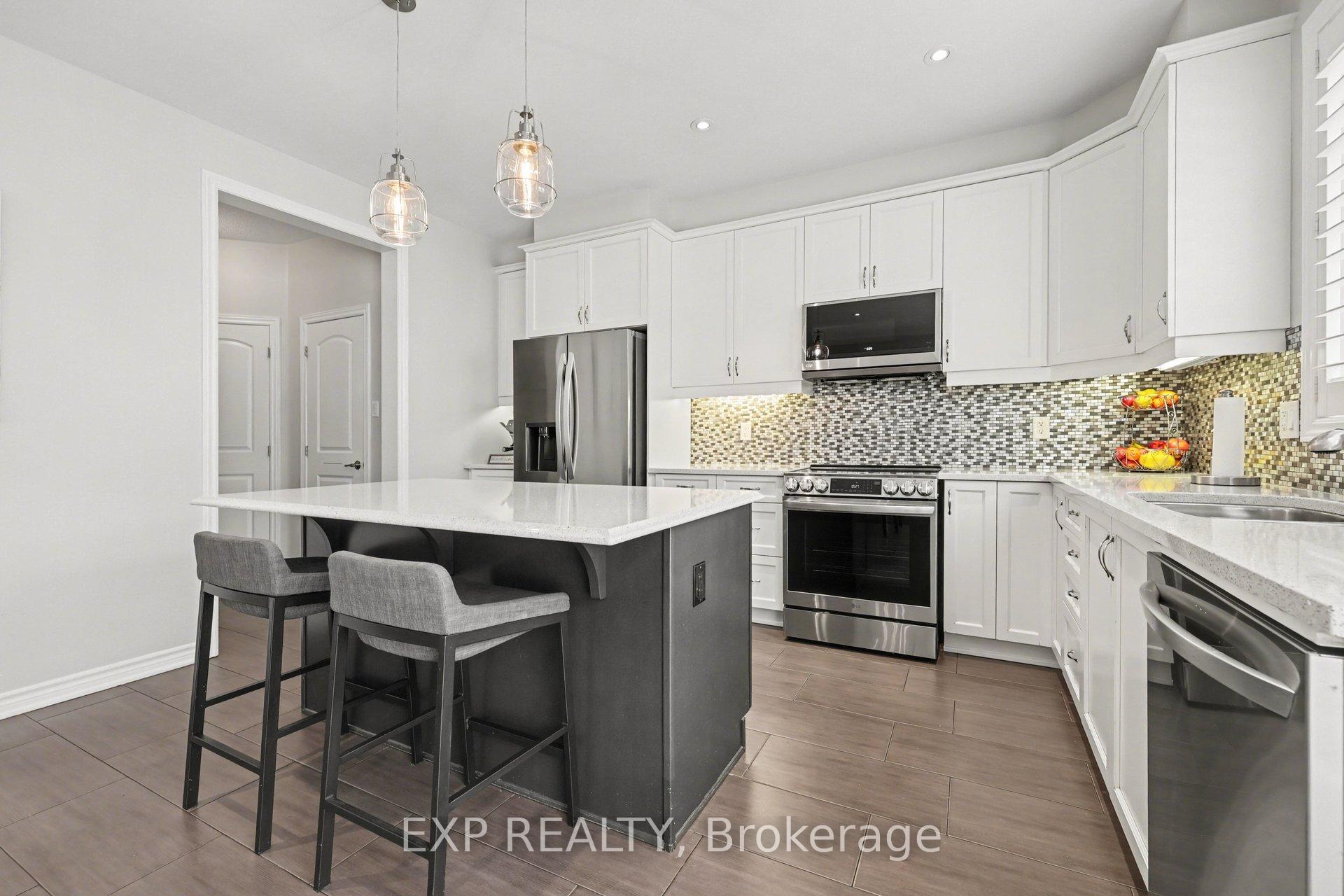 Photo 18 of 73 Bristling Crescent, Ottawa, Barrhaven - Half Moon Bay — HOMEH