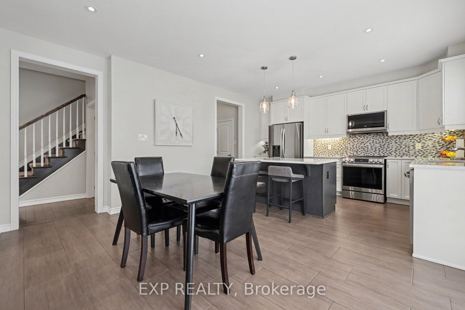 Photo 21 of 73 Bristling Crescent, Ottawa, Barrhaven - Half Moon Bay — HOMEH