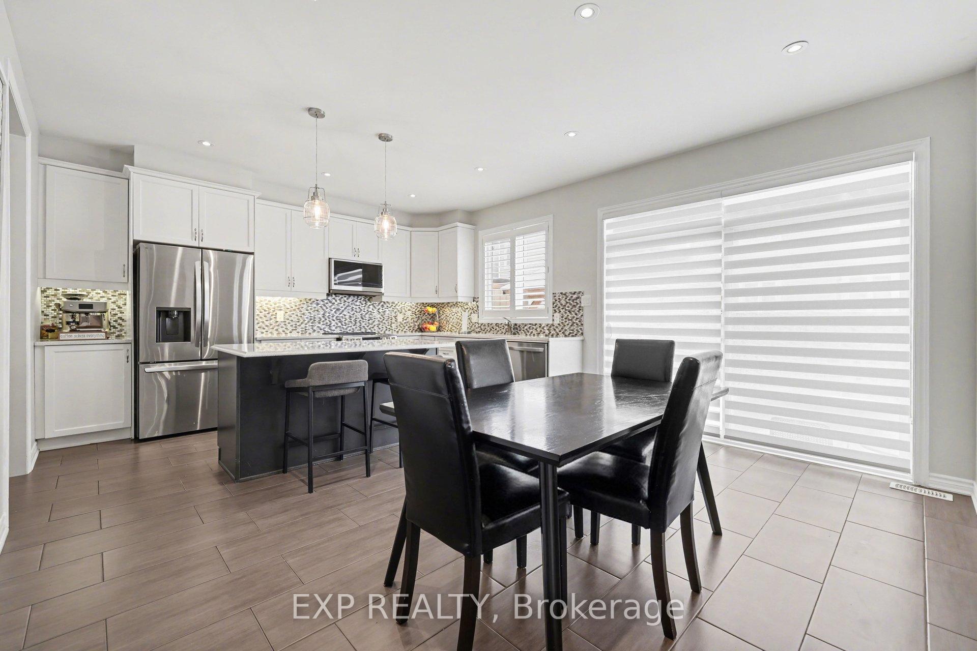 Photo 22 of 73 Bristling Crescent, Ottawa, Barrhaven - Half Moon Bay — HOMEH