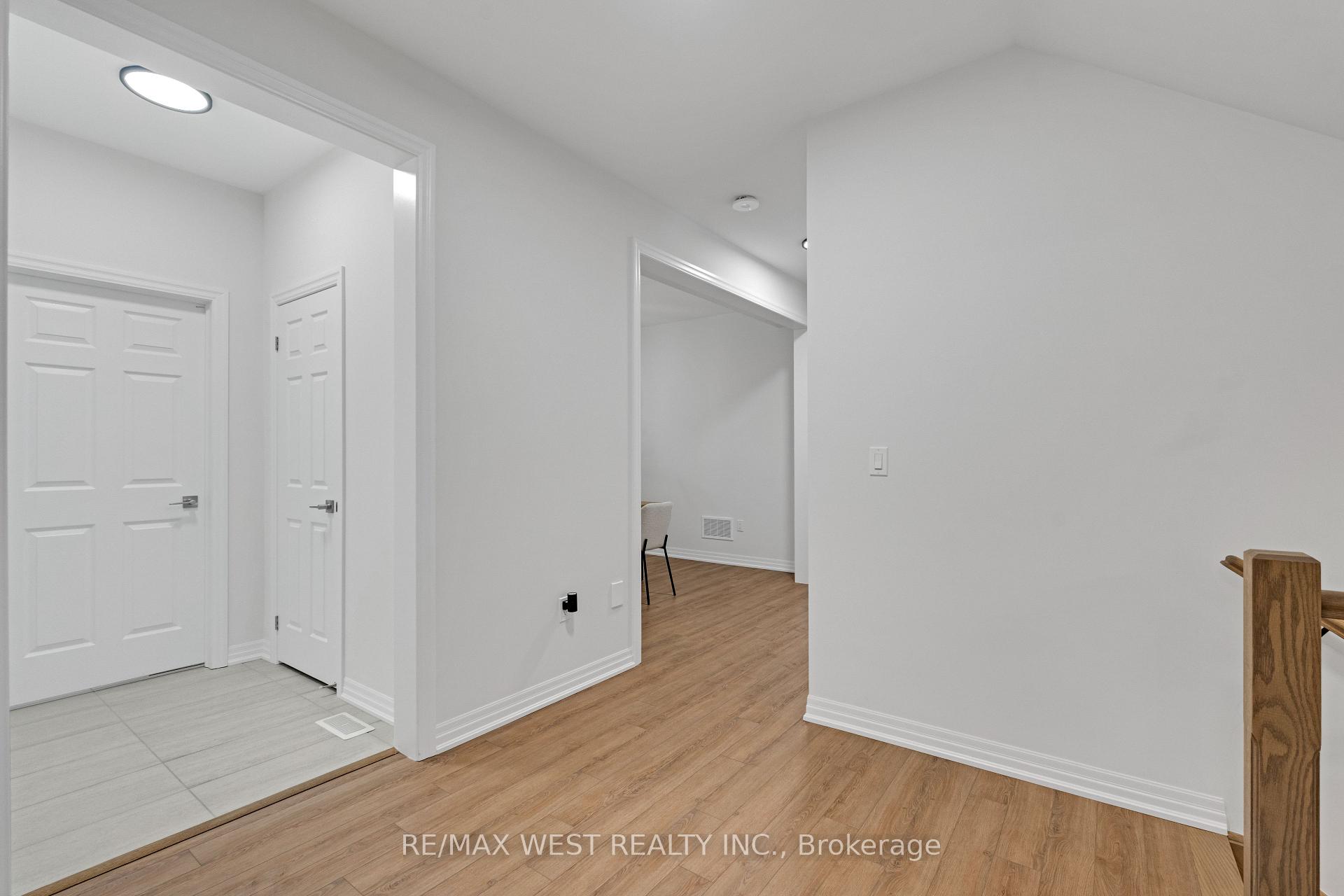Photo 7 of 24 Hanton Crescent, Caledon, Bolton East — HOMEH