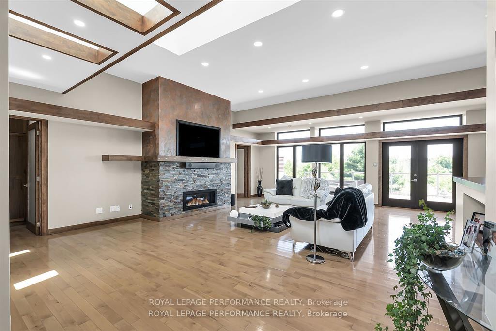Photo 8 of 19 George Patrick Drive, South Stormont, Long Sault — HOMEH