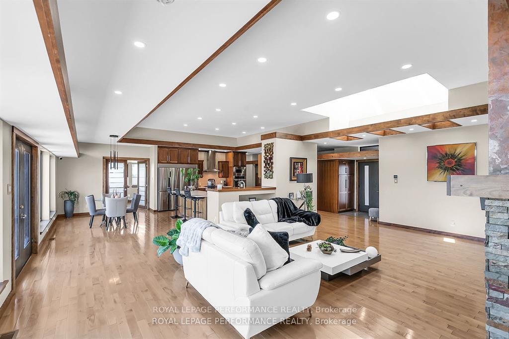 Photo 10 of 19 George Patrick Drive, South Stormont, Long Sault — HOMEH