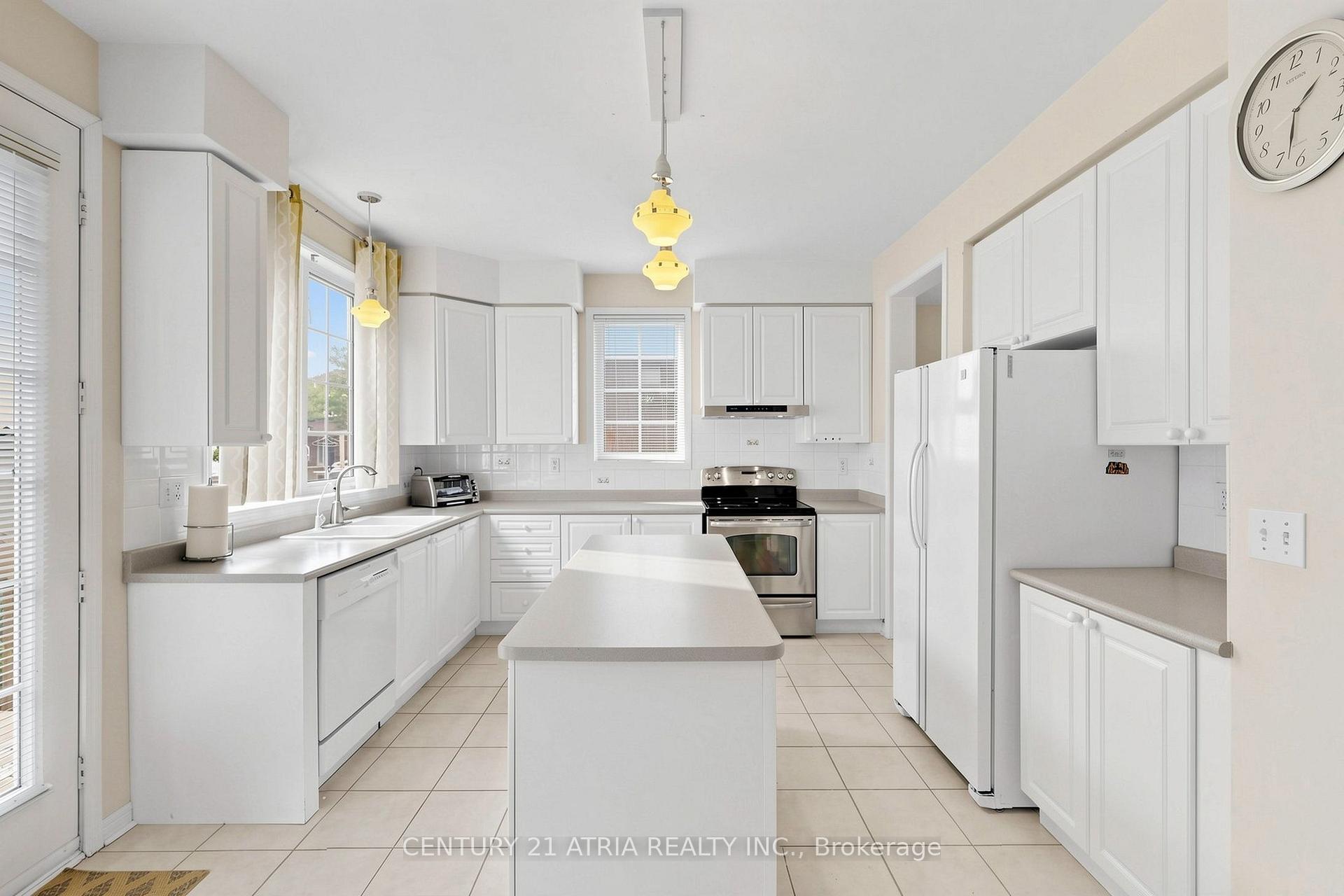 Photo 10 of 3 King Henry Drive, Markham, Berczy — HOMEH