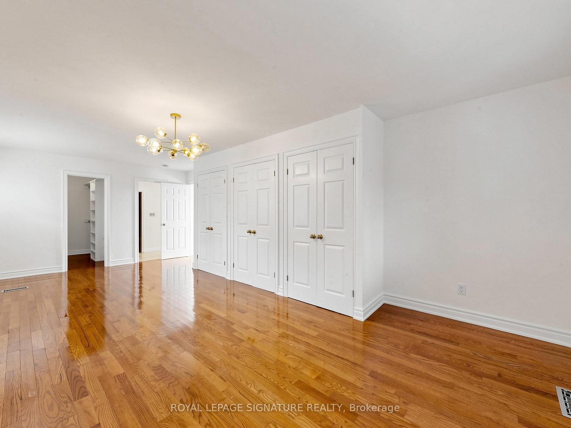 Photo 23 of 164 Banbury Road, North York, Banbury-Don Mills — HOMEH