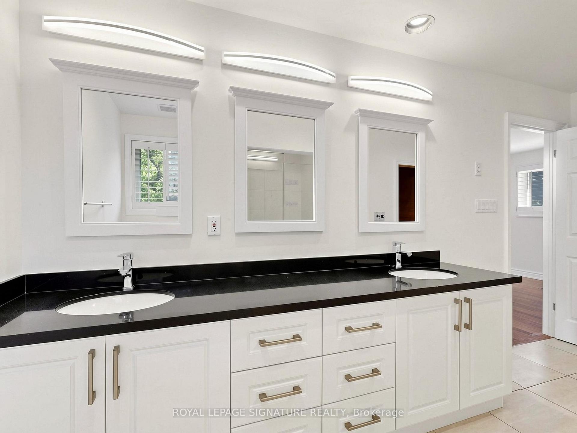 Photo 25 of 164 Banbury Road, North York, Banbury-Don Mills — HOMEH