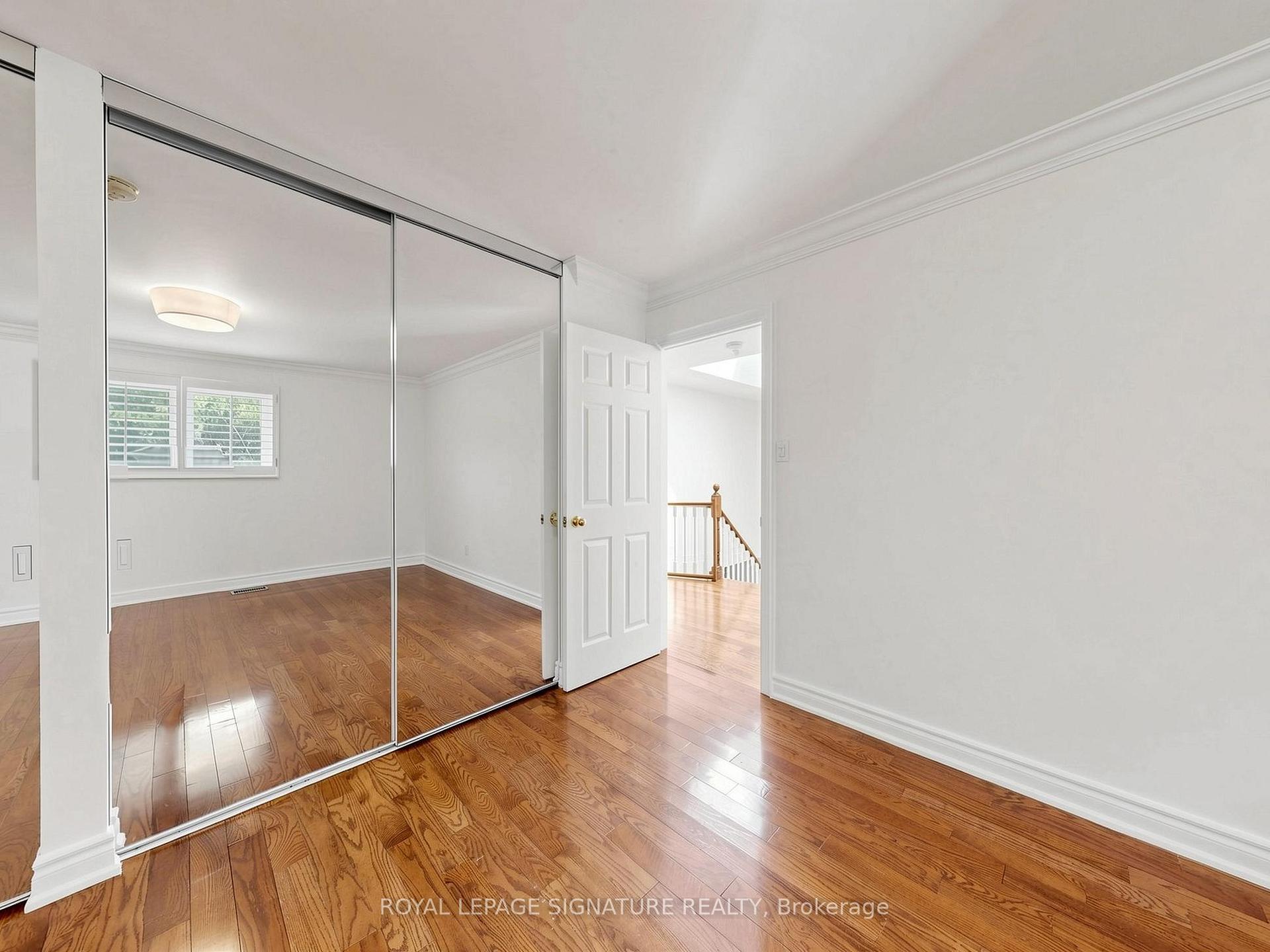 Photo 32 of 164 Banbury Road, North York, Banbury-Don Mills — HOMEH