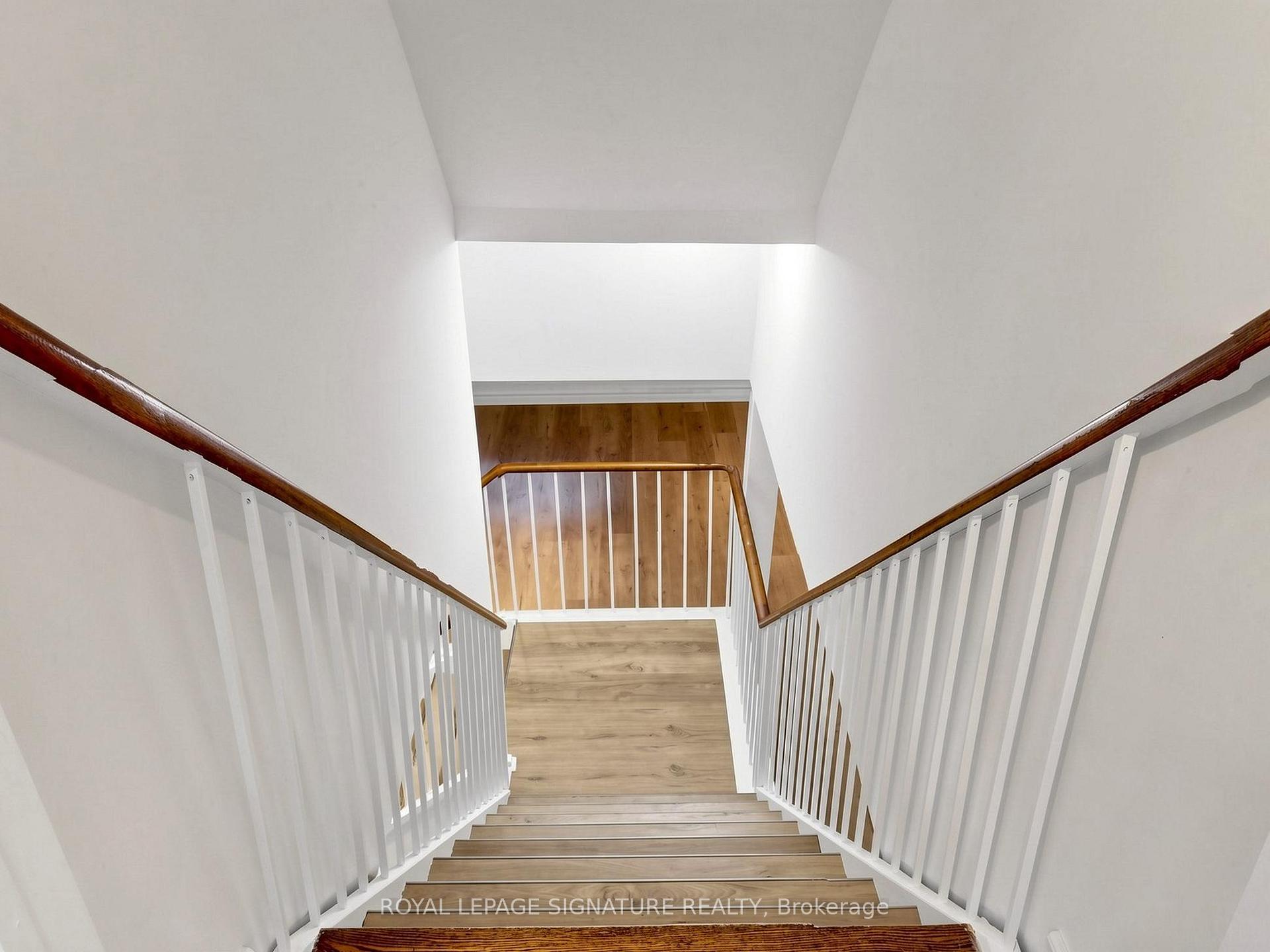 Photo 35 of 164 Banbury Road, North York, Banbury-Don Mills — HOMEH
