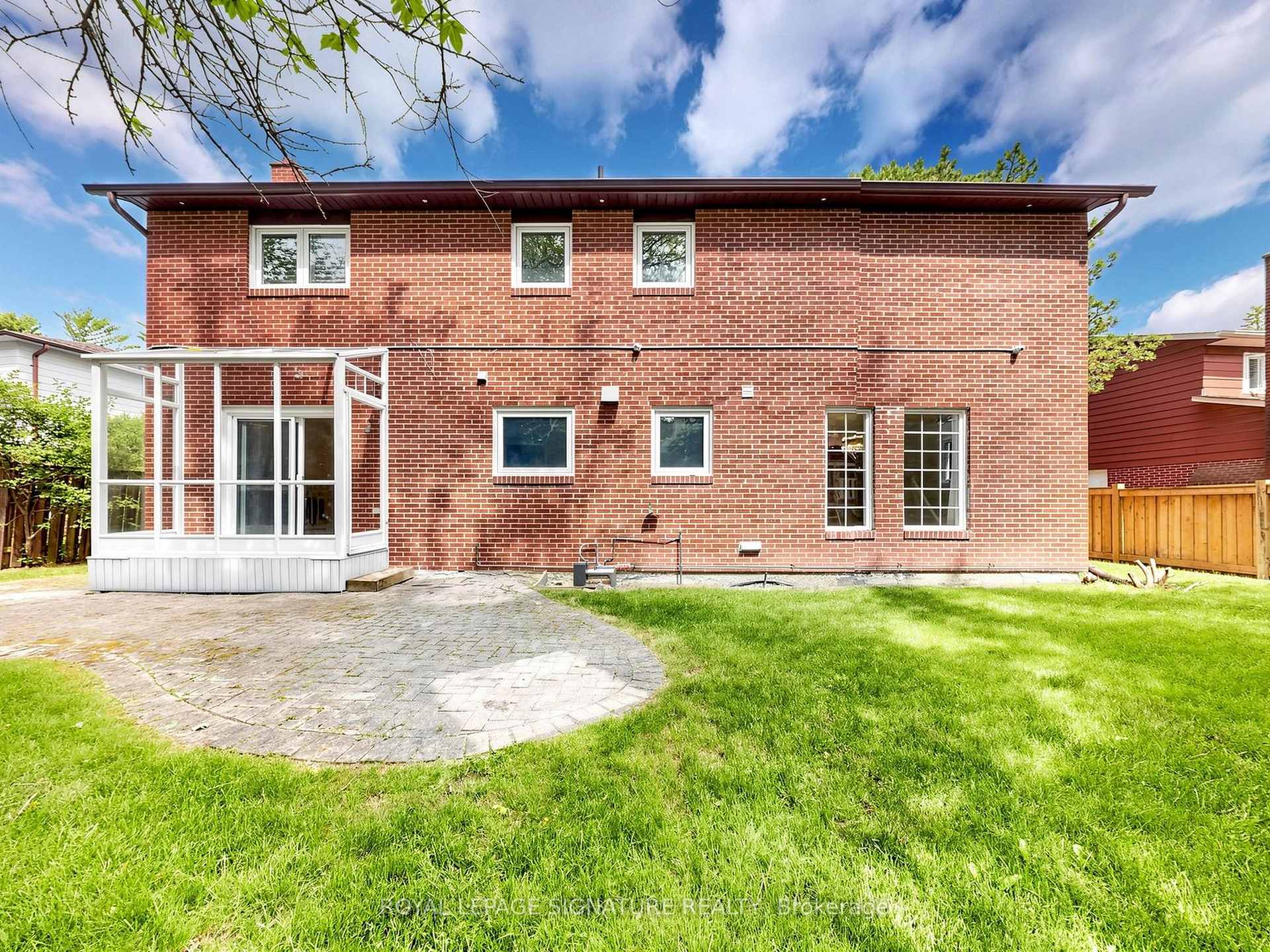 Photo 46 of 164 Banbury Road, North York, Banbury-Don Mills — HOMEH