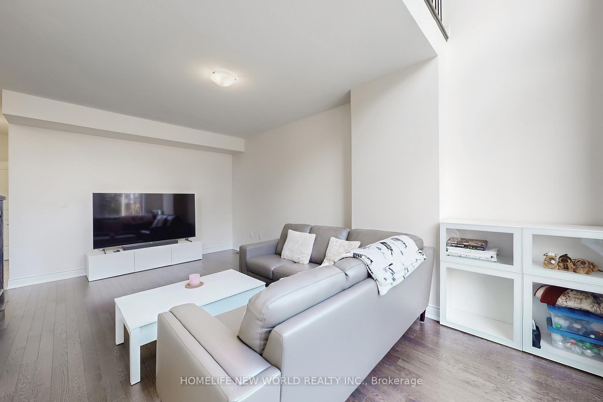 Photo 6 of 18 Bennington Road, Newmarket, Summerhill Estates — HOMEH