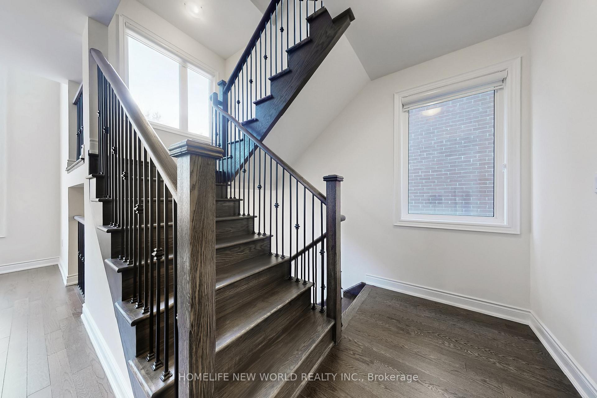 Photo 9 of 18 Bennington Road, Newmarket, Summerhill Estates — HOMEH