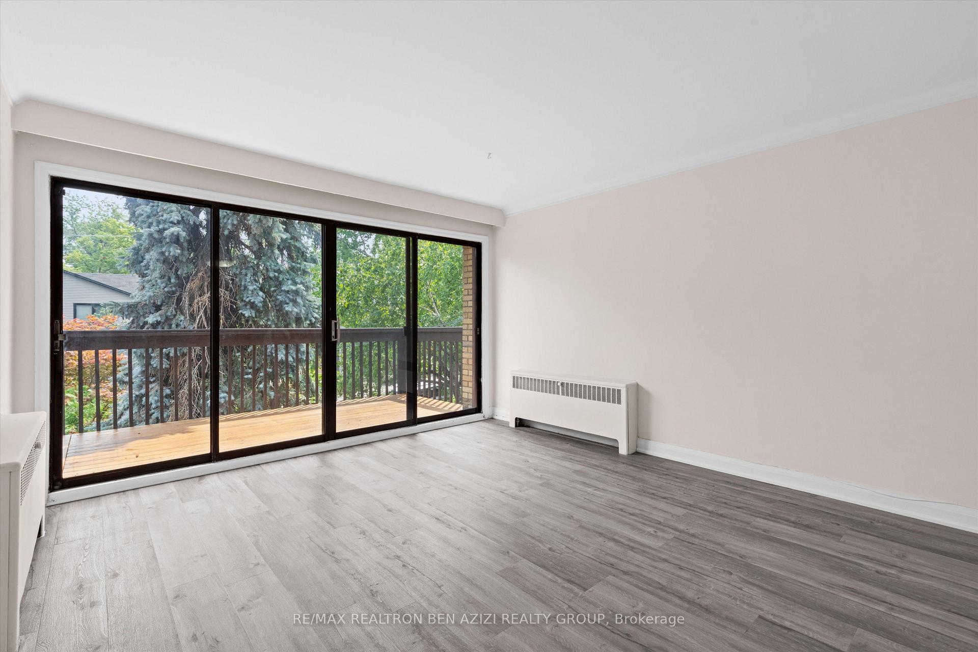 Photo 3 of 304 Roselawn Avenue, Toronto, Yonge-Eglinton — HOMEH