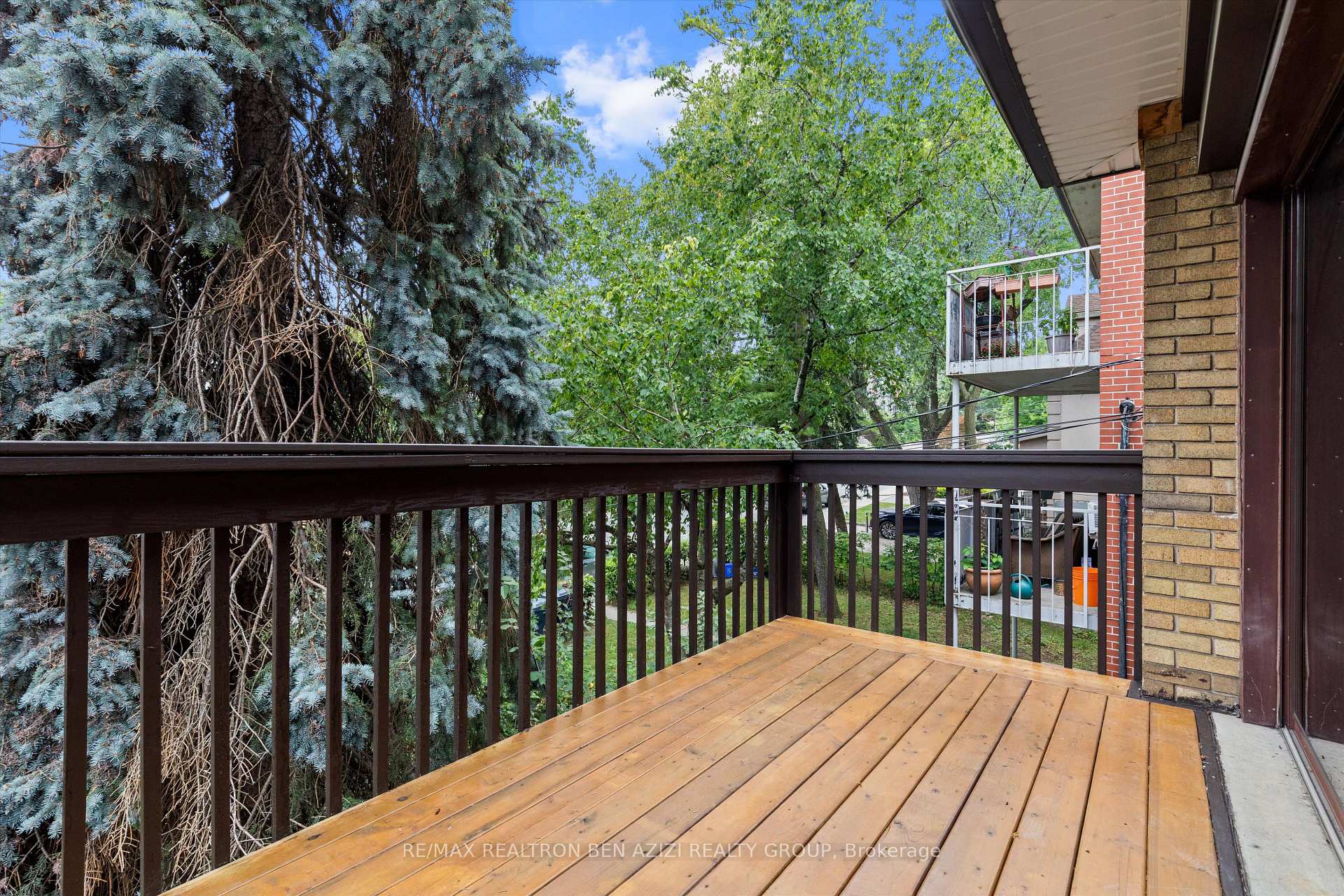Photo 5 of 304 Roselawn Avenue, Toronto, Yonge-Eglinton — HOMEH
