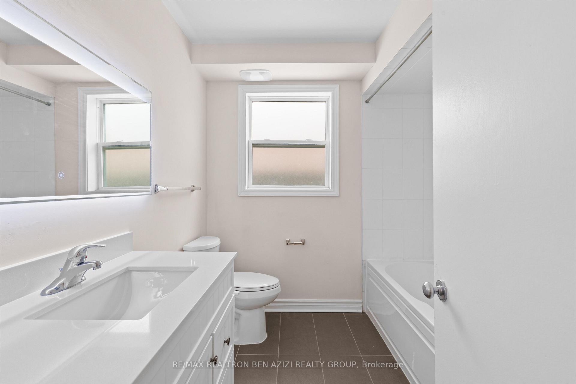 Photo 14 of 304 Roselawn Avenue, Toronto, Yonge-Eglinton — HOMEH