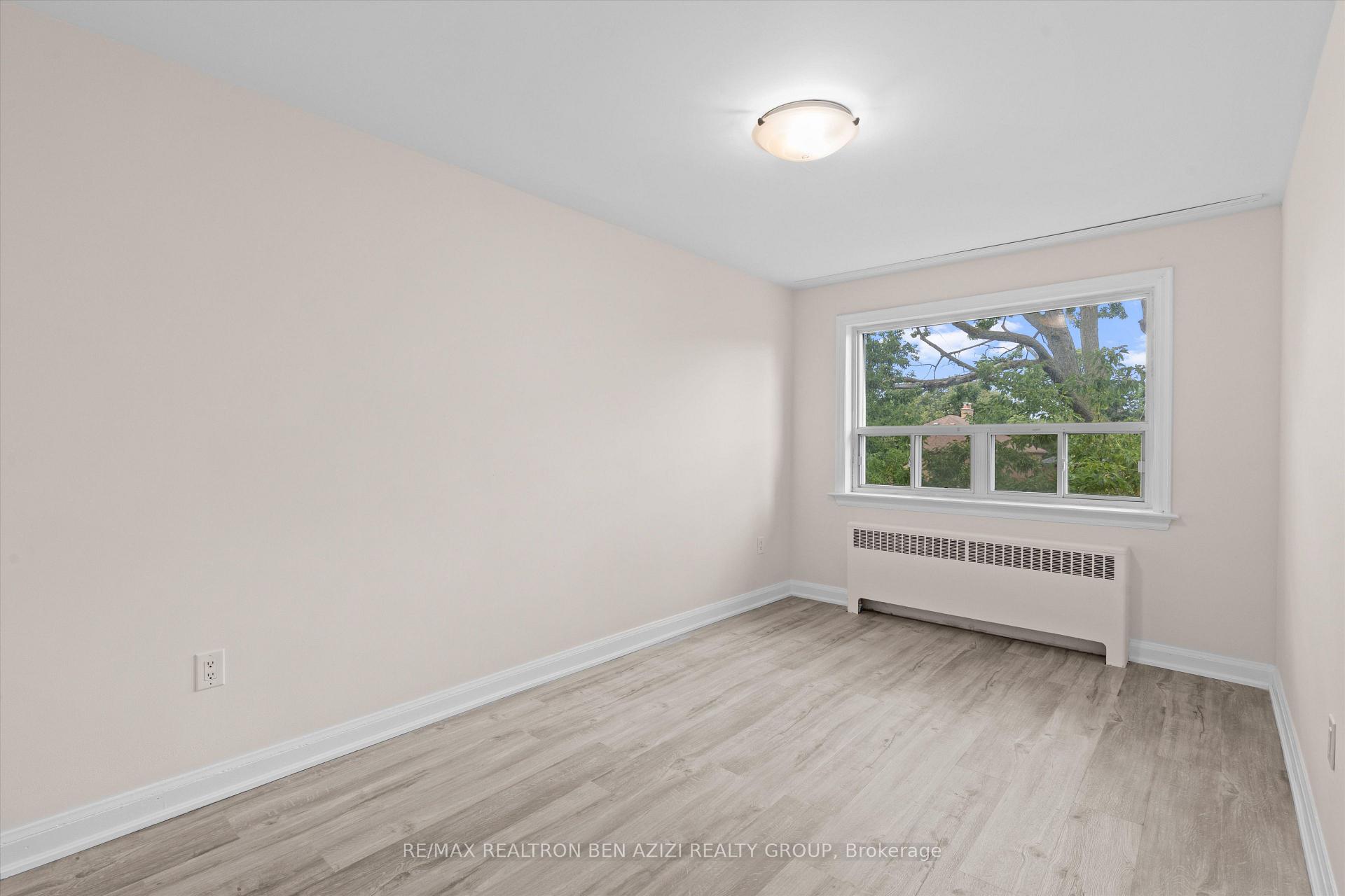 Photo 19 of 304 Roselawn Avenue, Toronto, Yonge-Eglinton — HOMEH