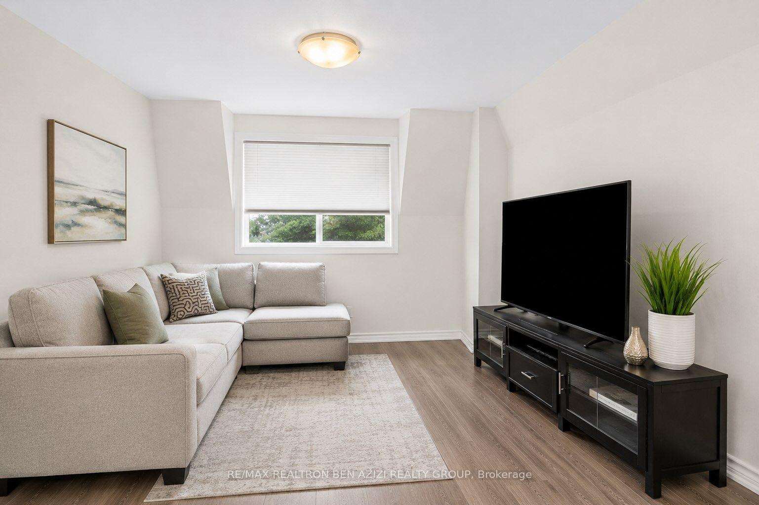 Photo 22 of 304 Roselawn Avenue, Toronto, Yonge-Eglinton — HOMEH