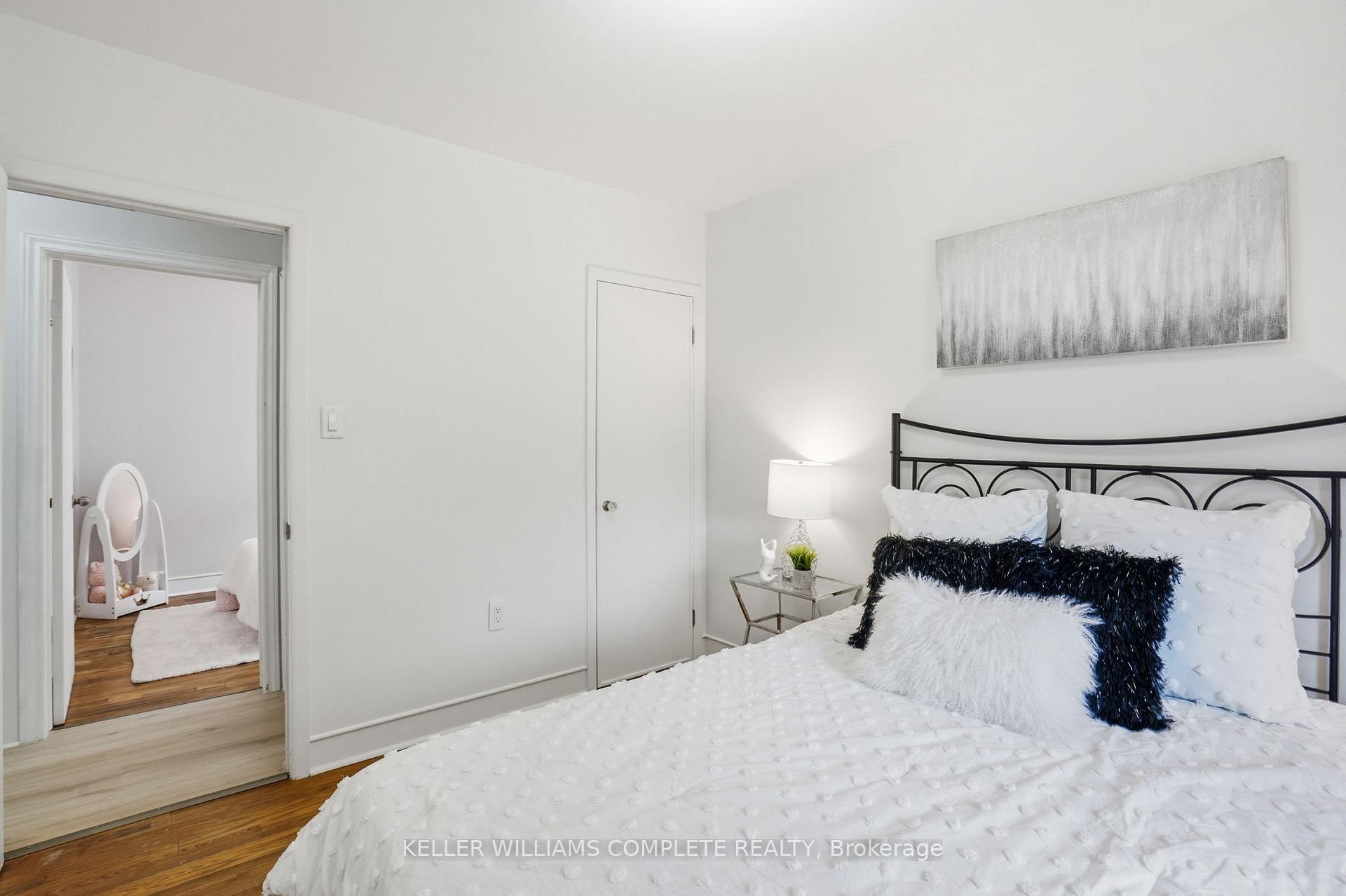 Photo 8 of 7 West 1st Street, Hamilton, Bonnington — HOMEH